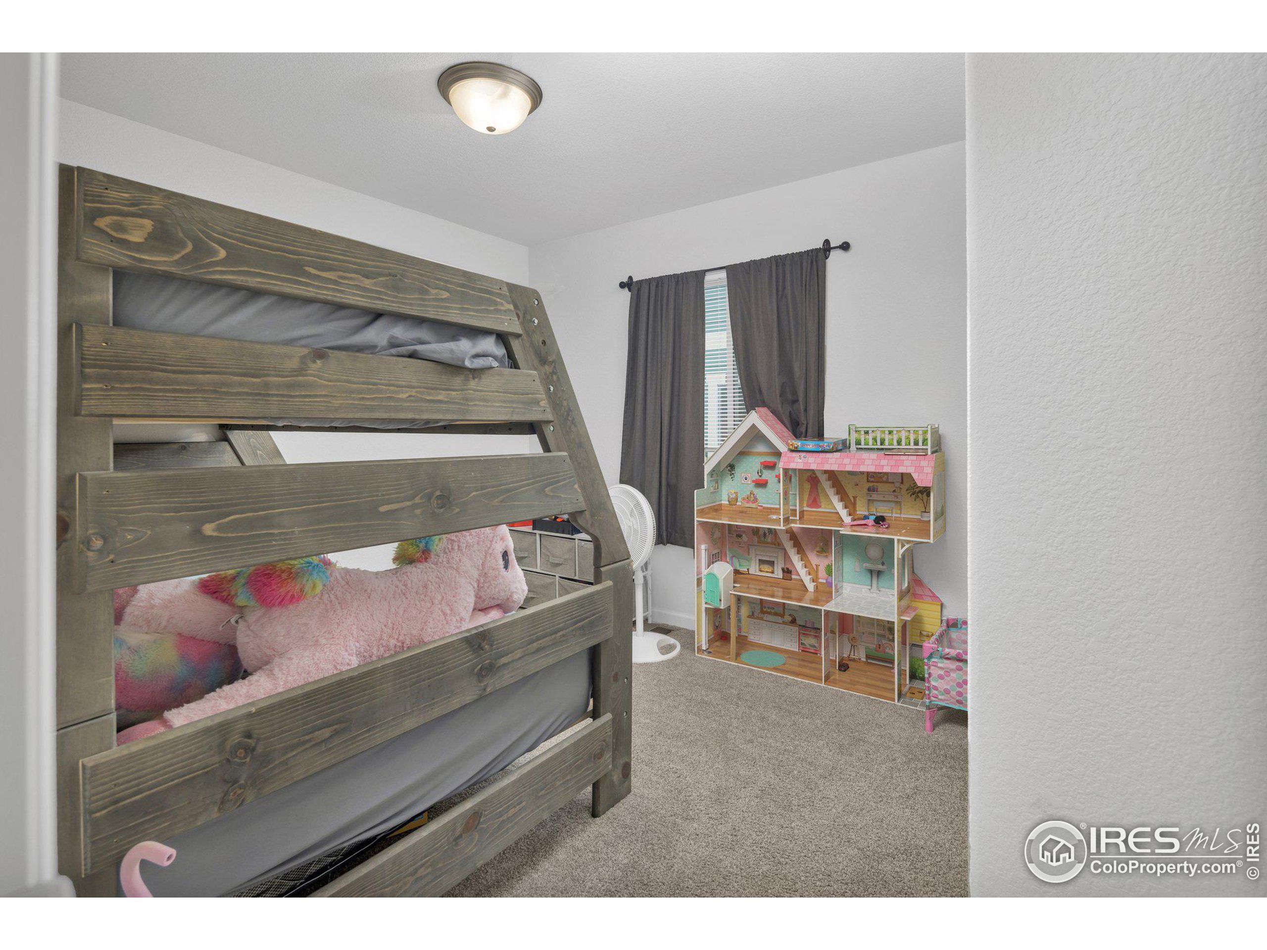 3209 Sandy Harbor Dr