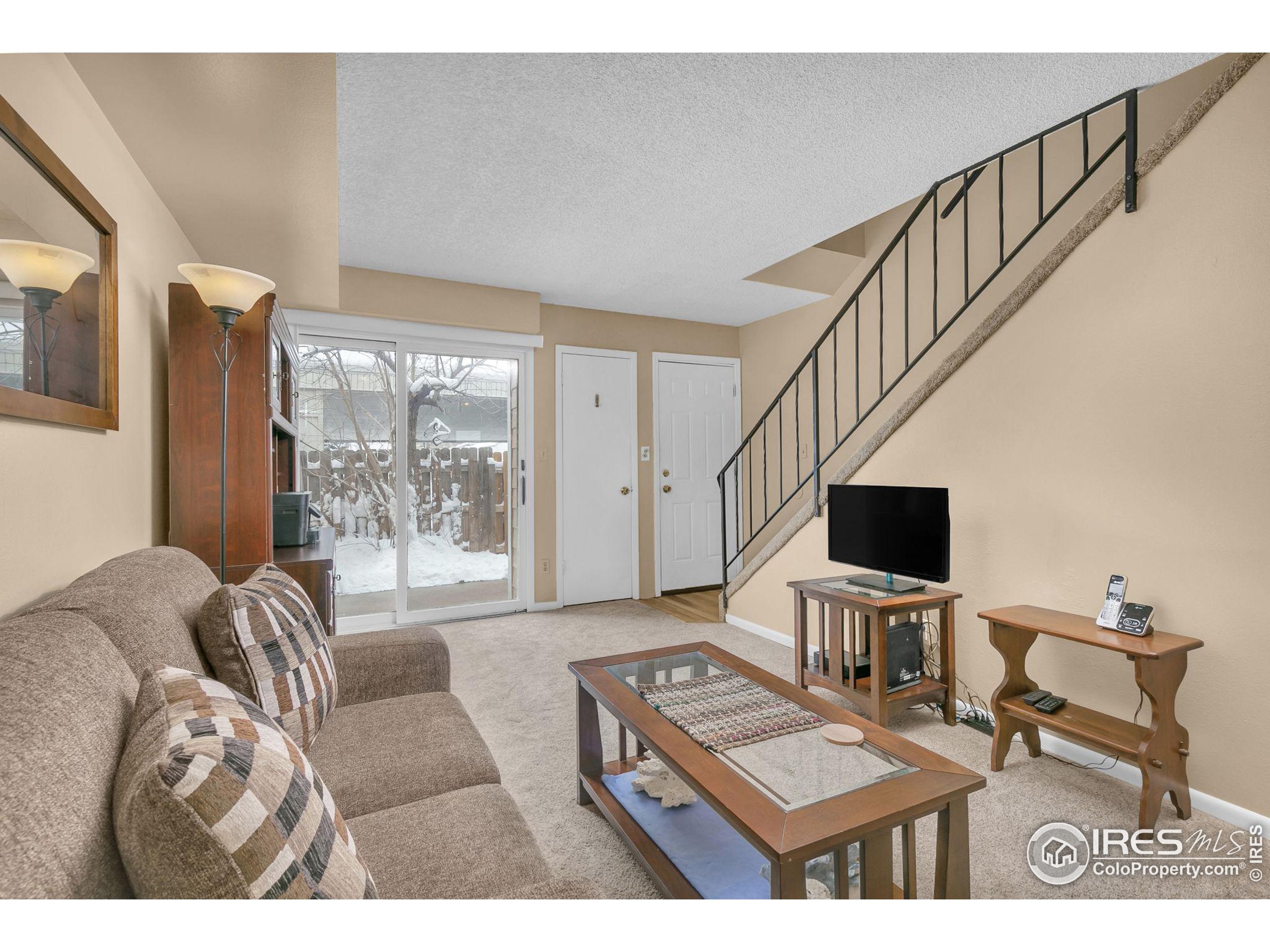 3024 Ross Dr C23