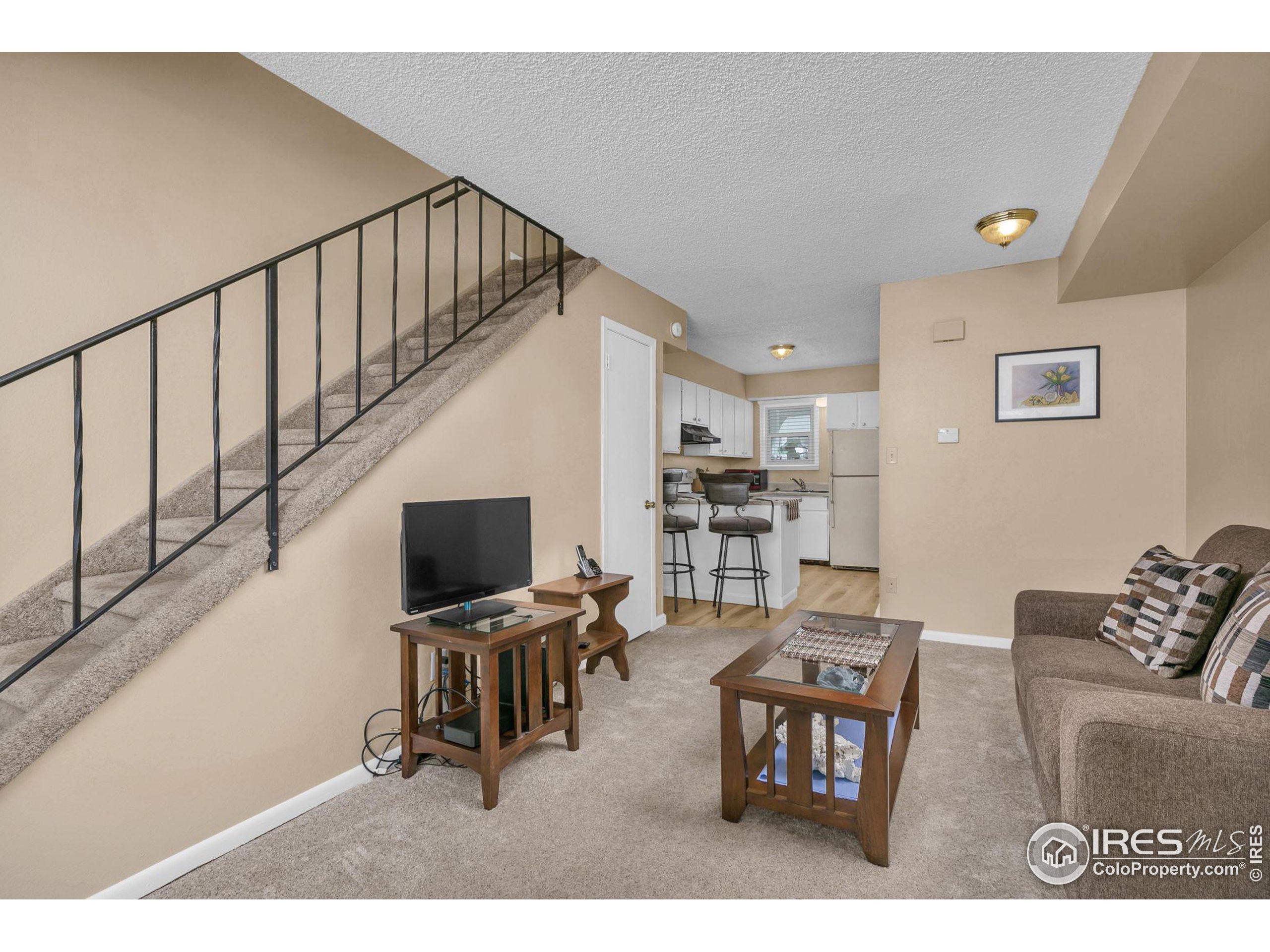 3024 Ross Dr C23