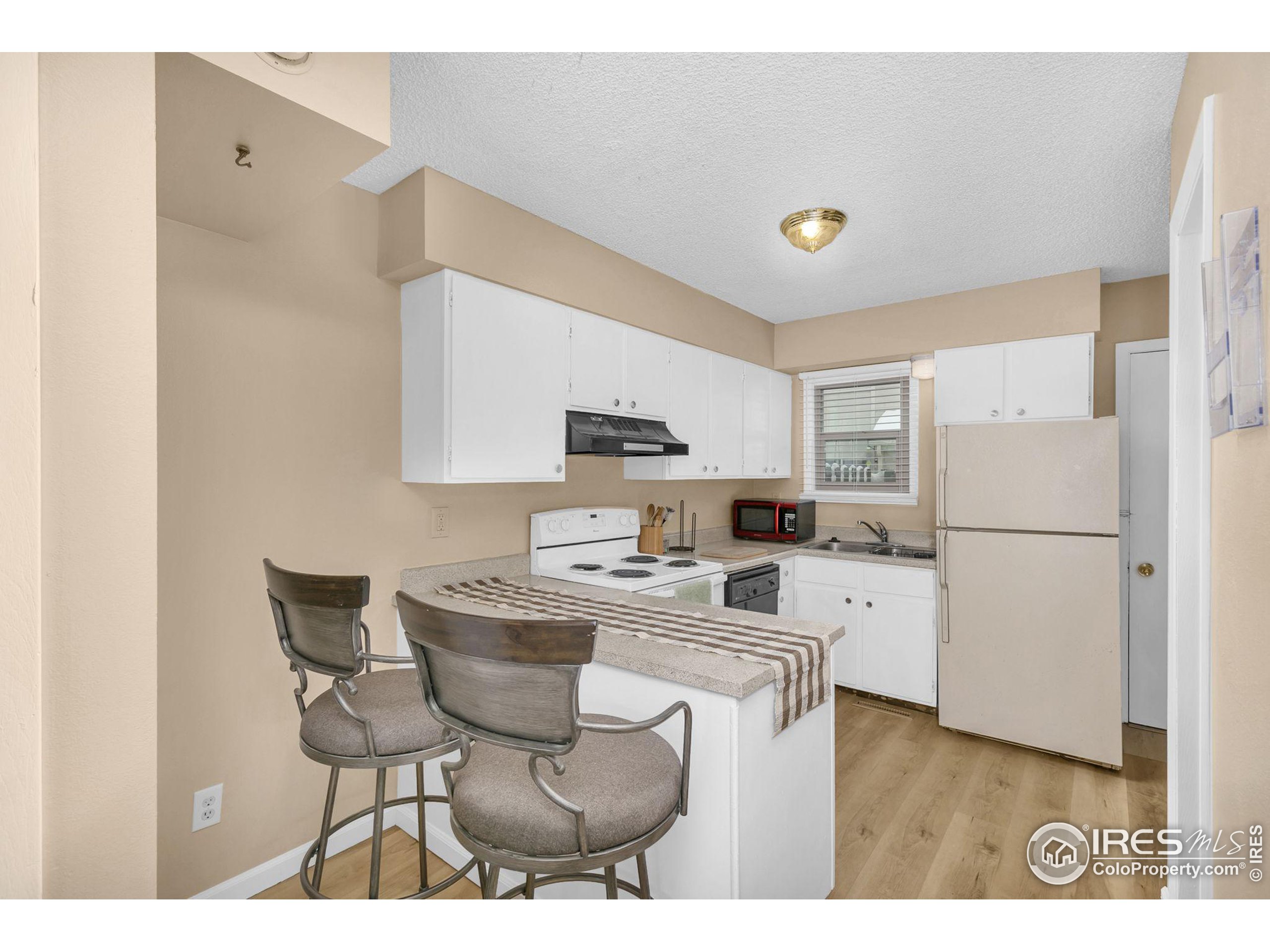 3024 Ross Dr C23