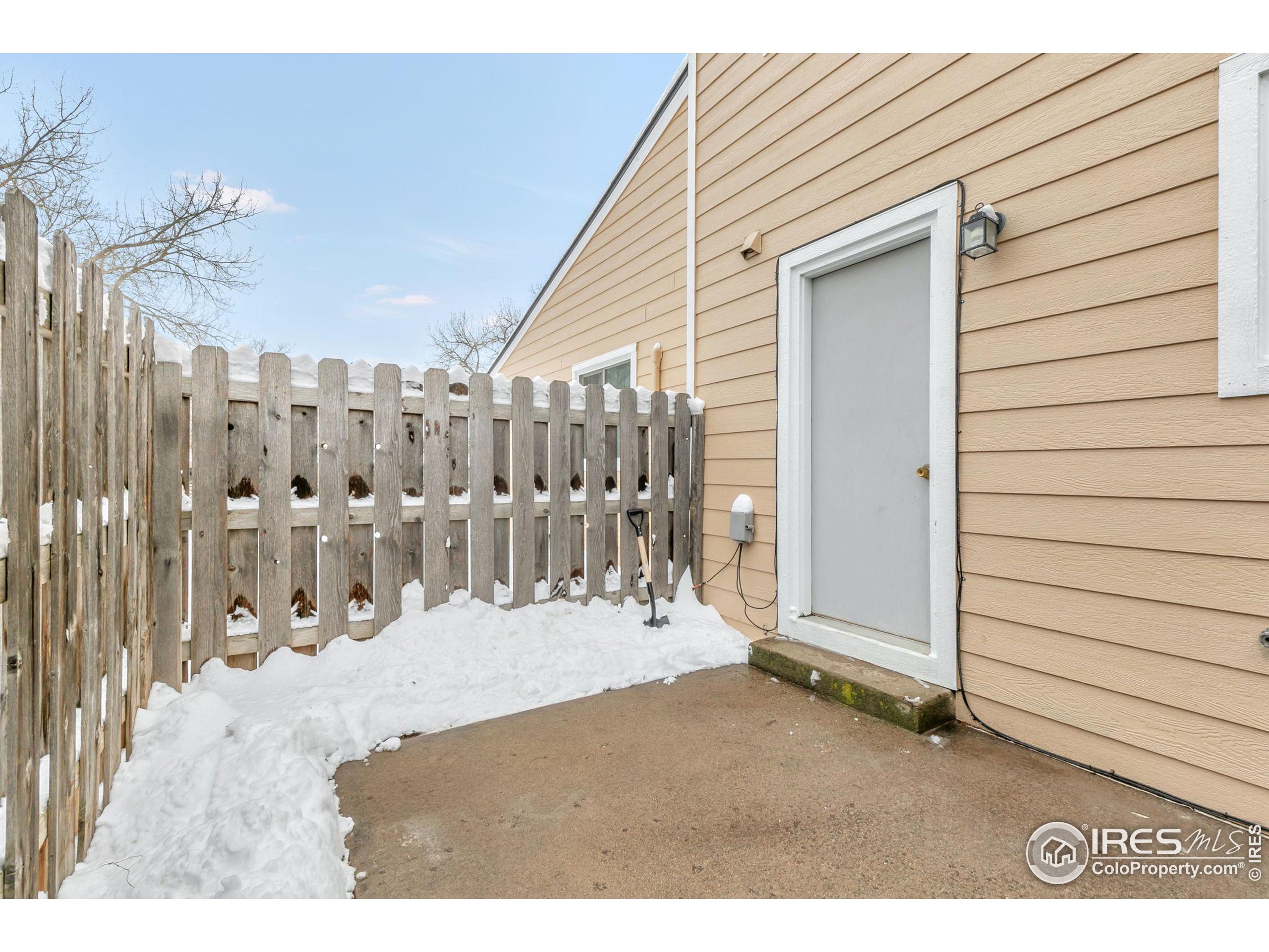 3024 Ross Dr C23
