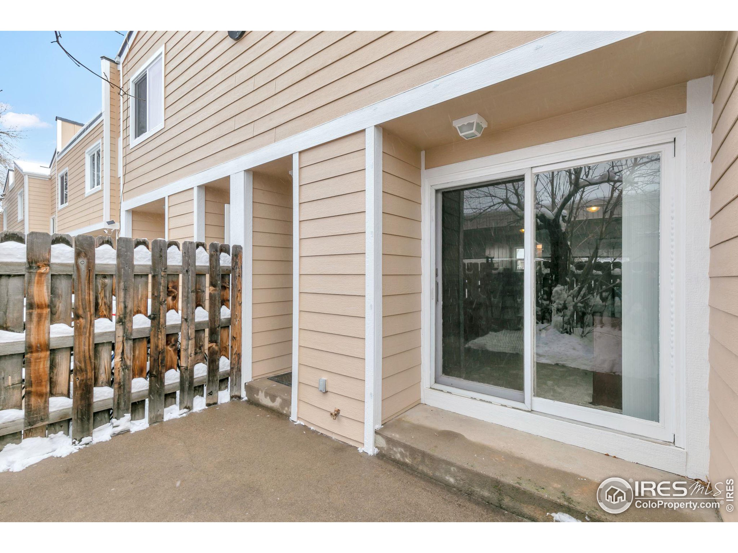 3024 Ross Dr C23