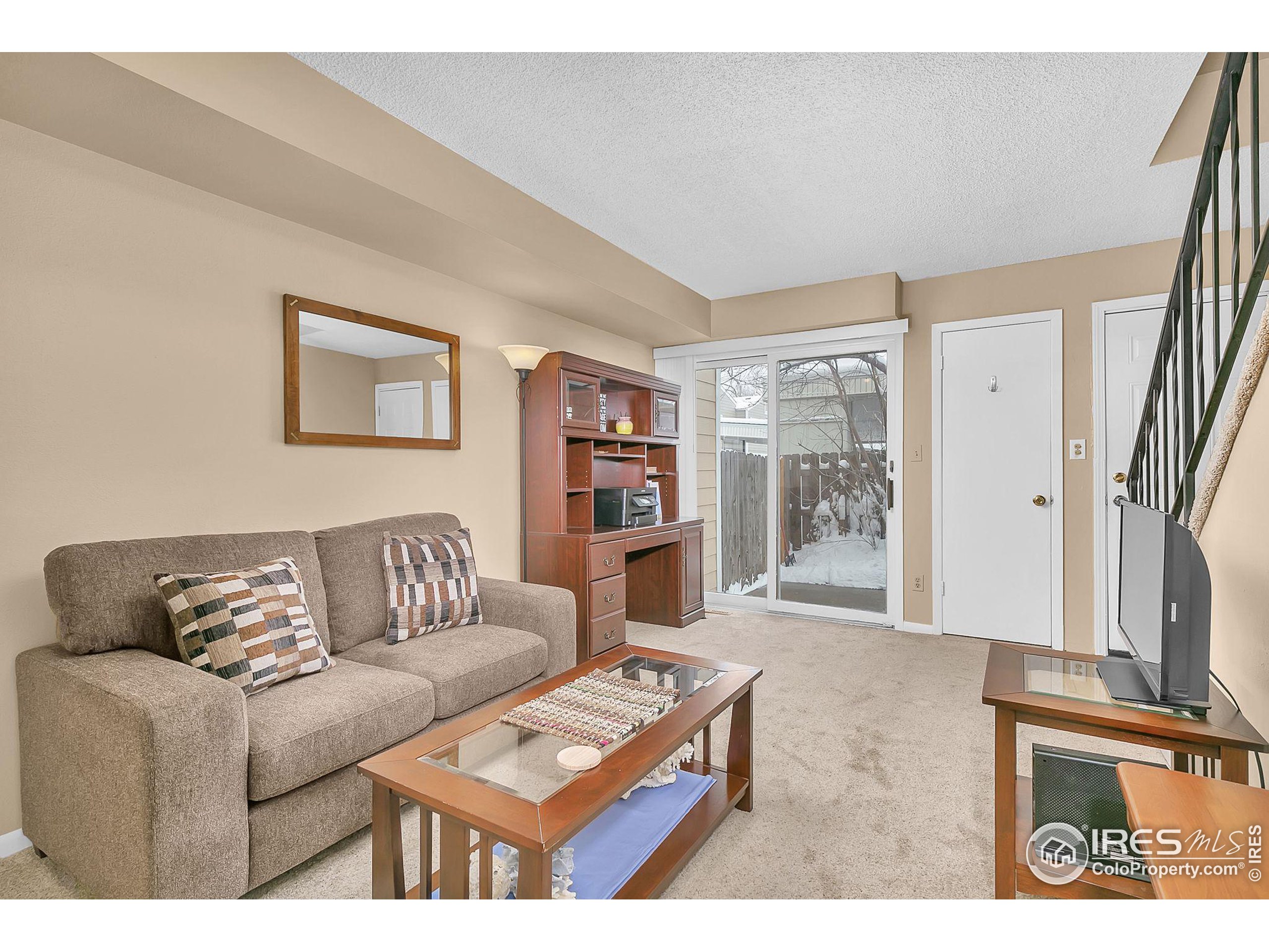 3024 Ross Dr C23
