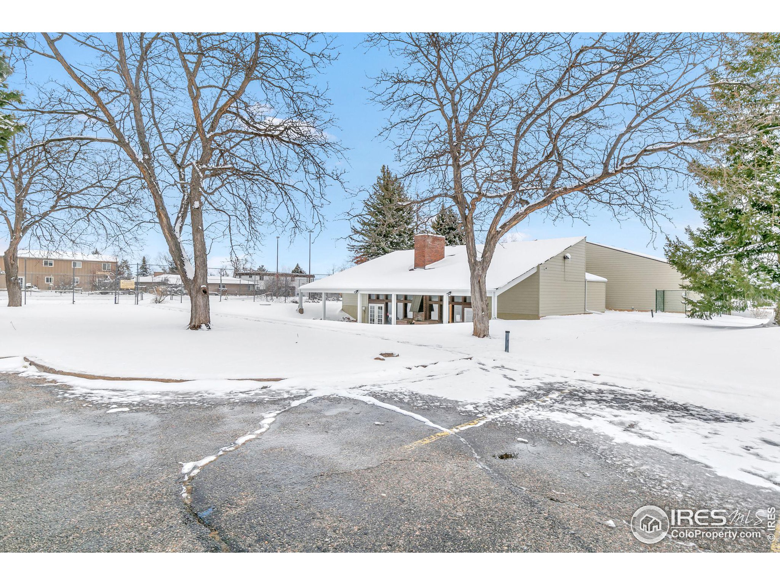 3024 Ross Dr C23