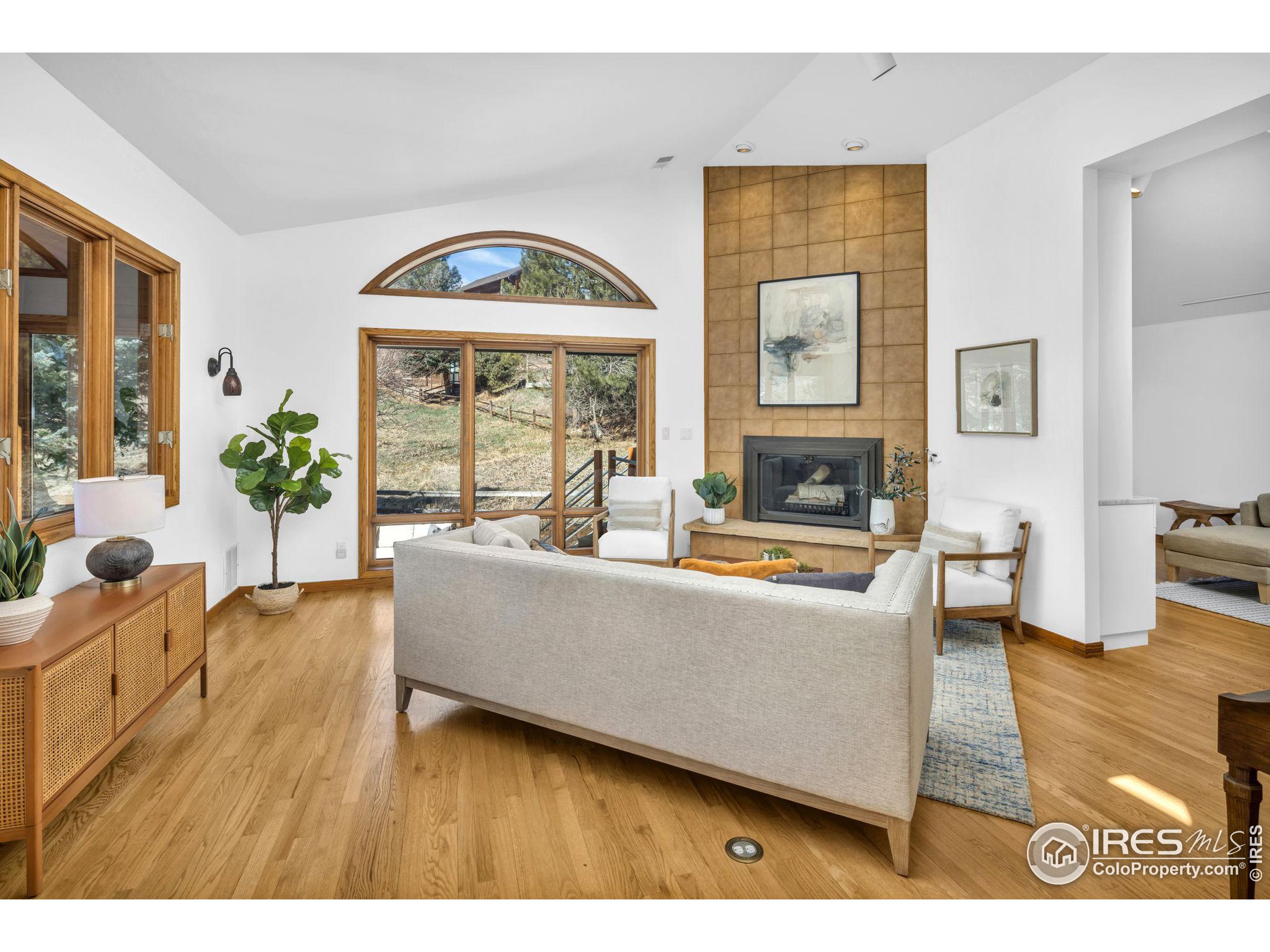 1975 Tincup Ct