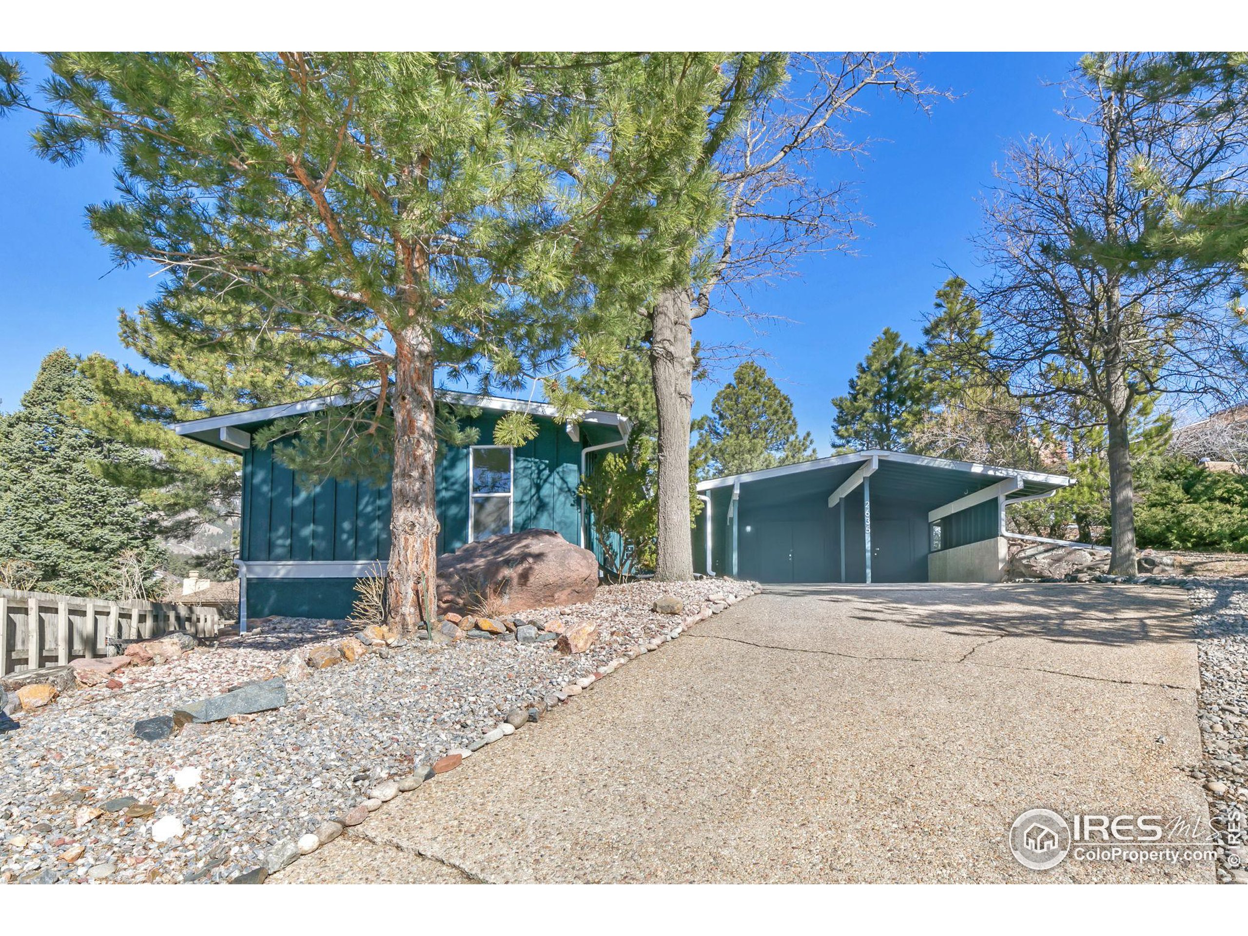 2635 Lafayette Dr