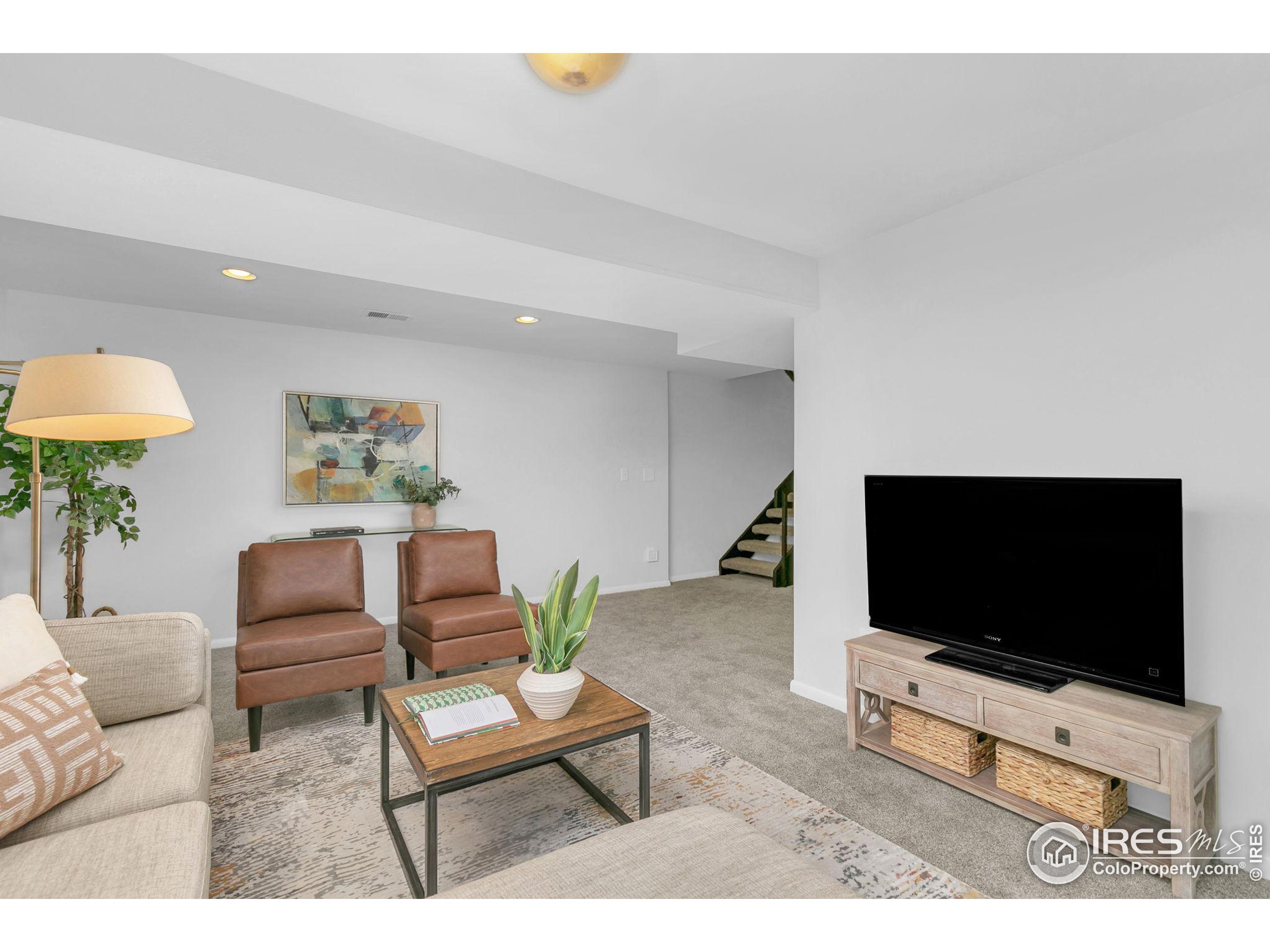 2635 Lafayette Dr