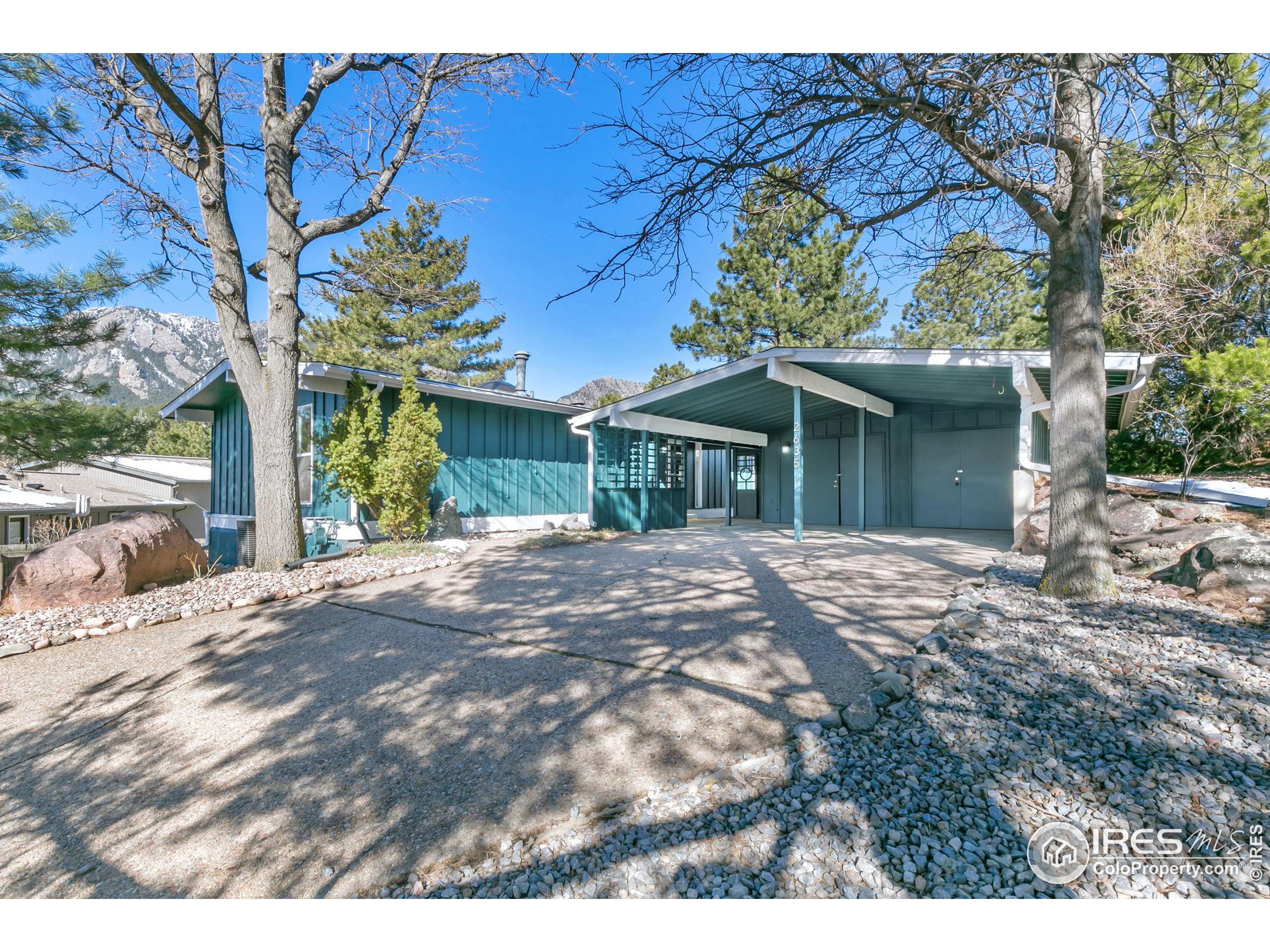 2635 Lafayette Dr