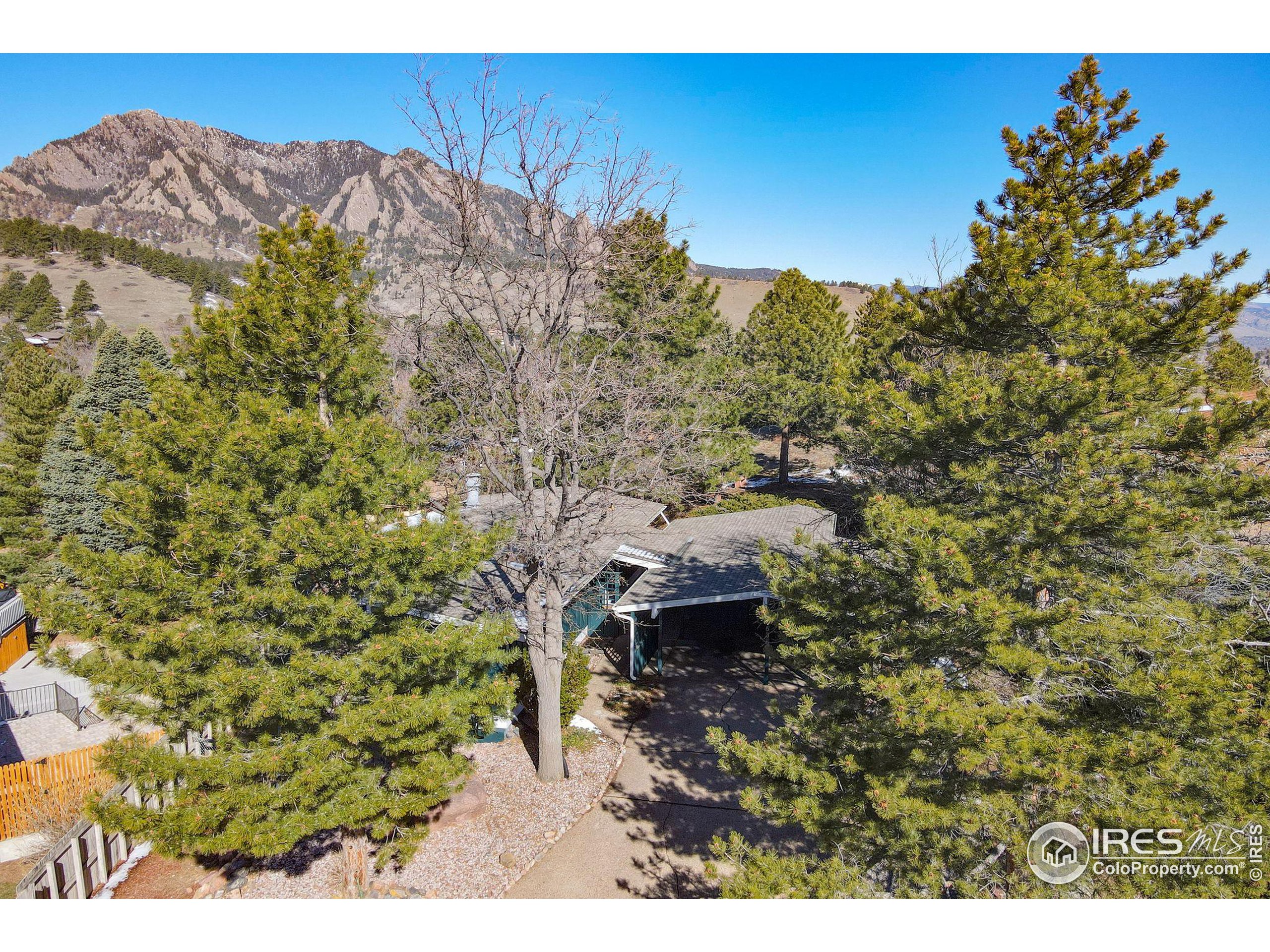 2635 Lafayette Dr