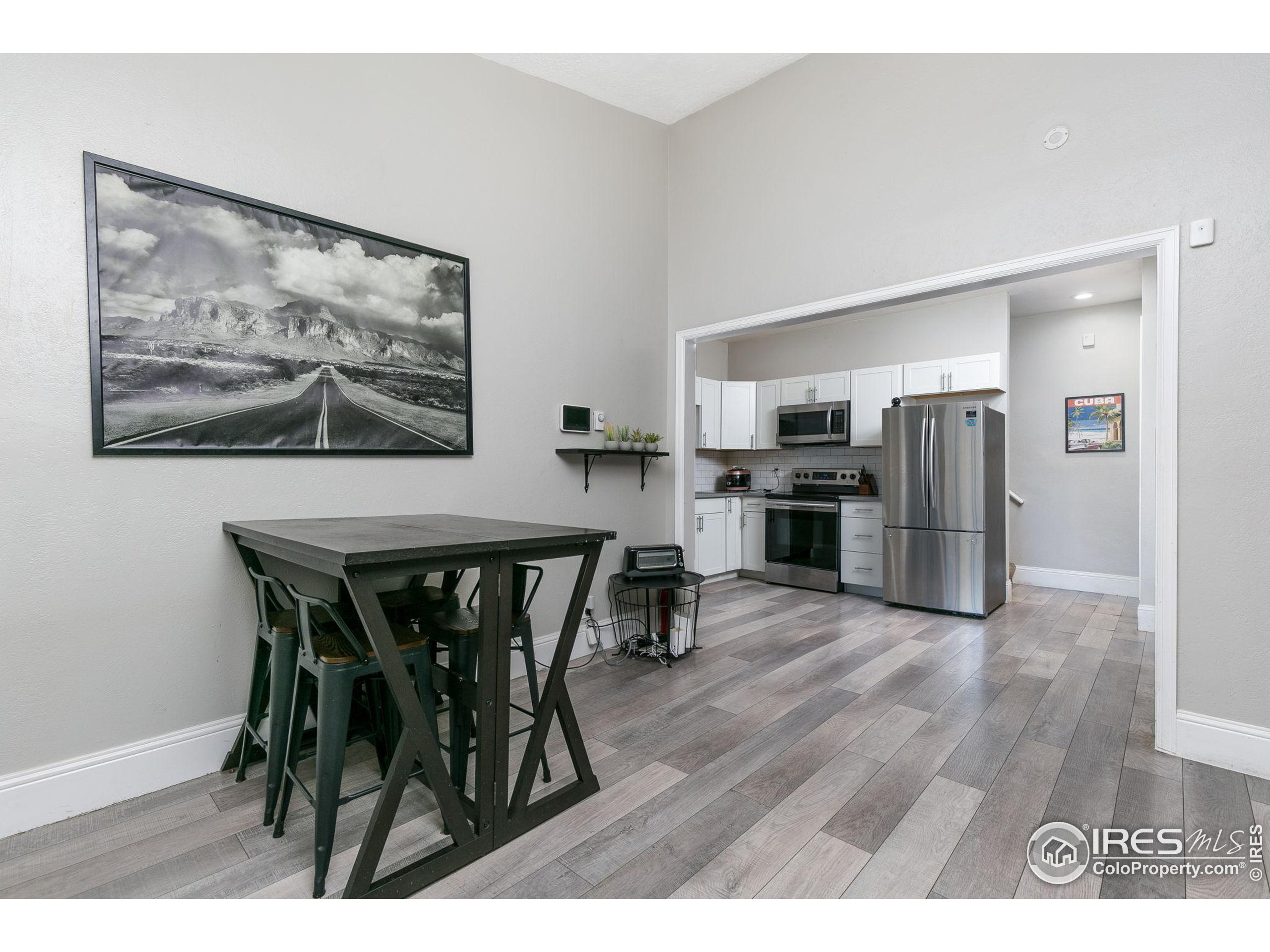 841 Crisman Dr 9