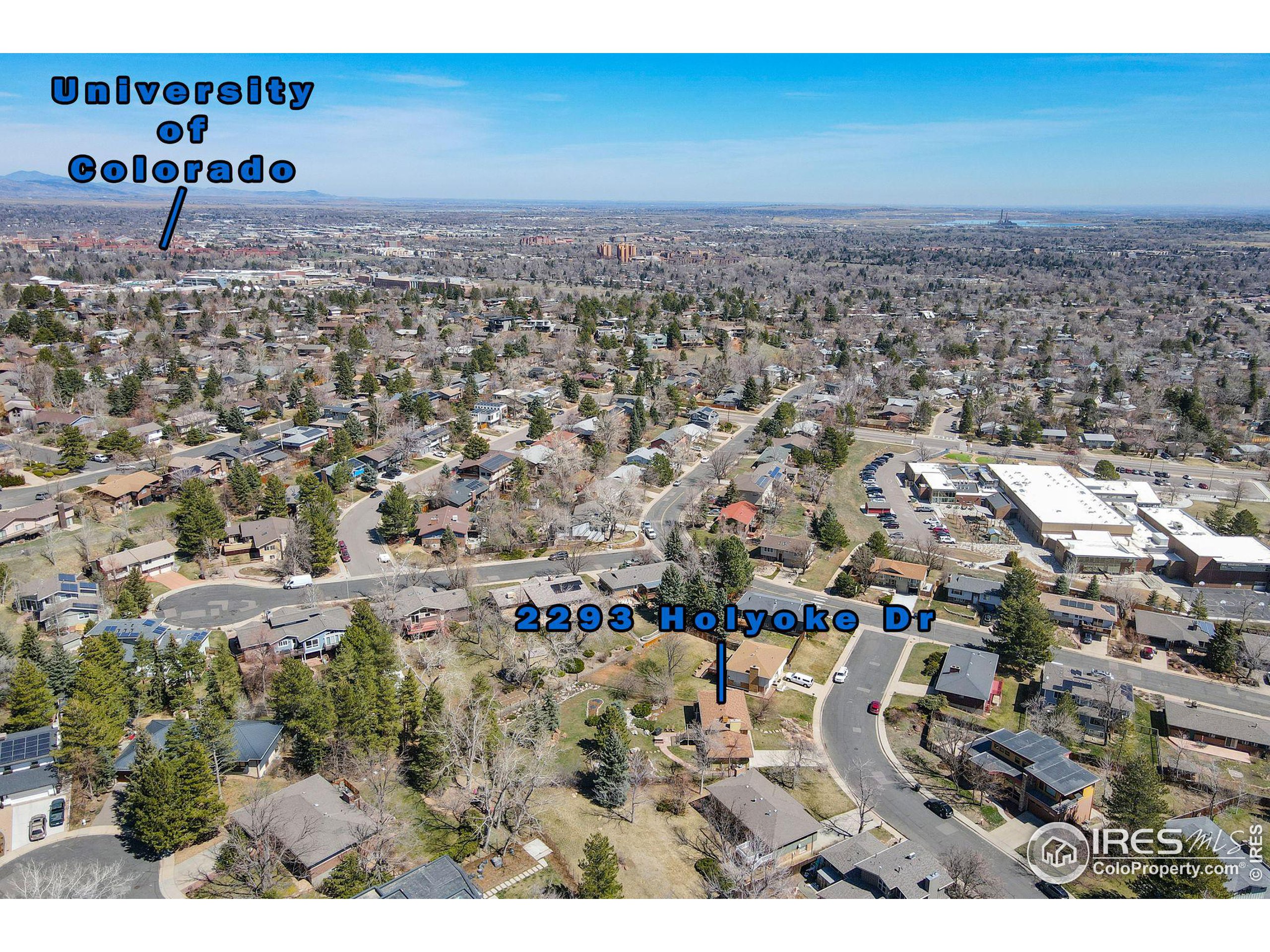 2293 Holyoke Dr