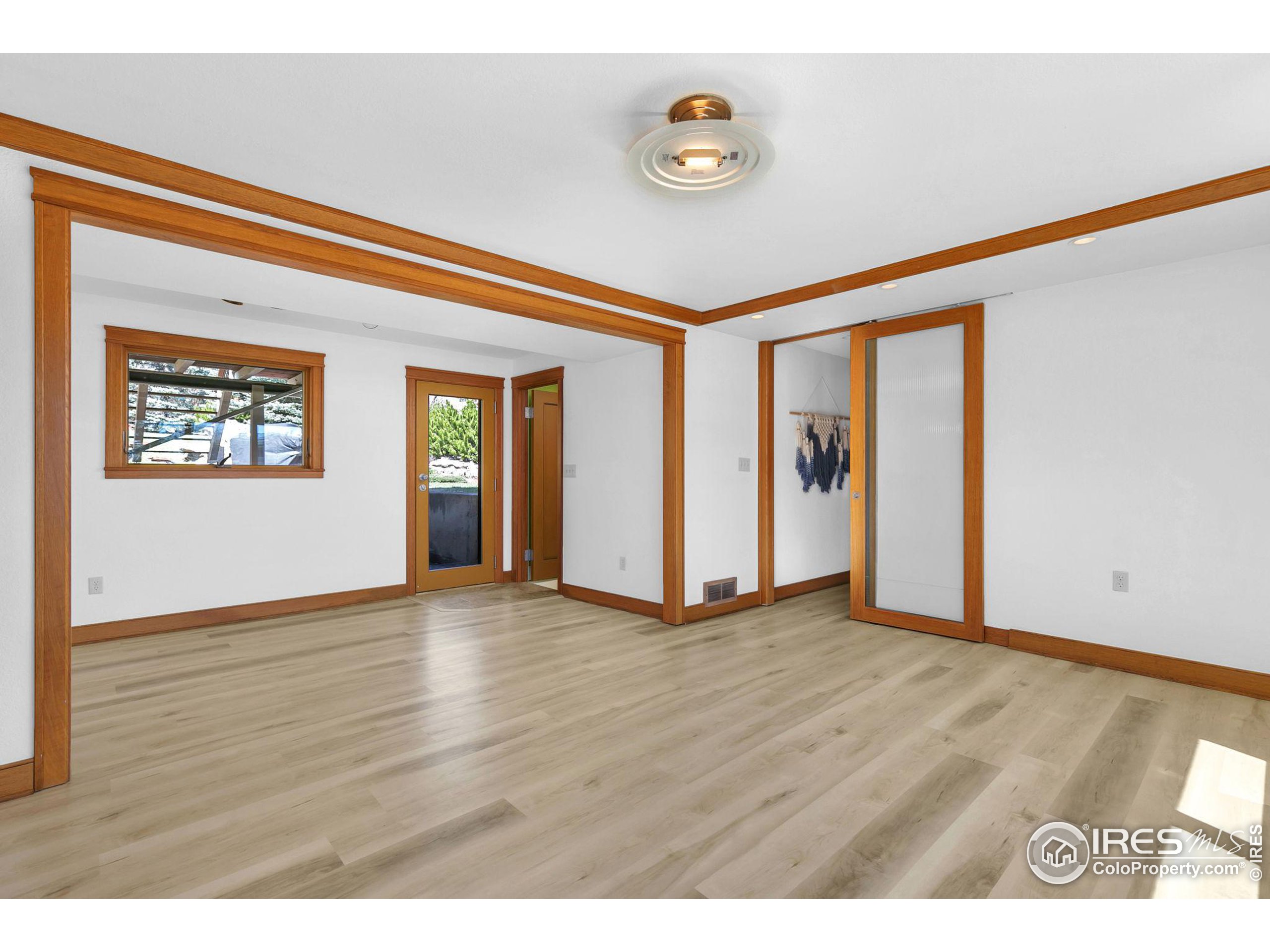 2293 Holyoke Dr