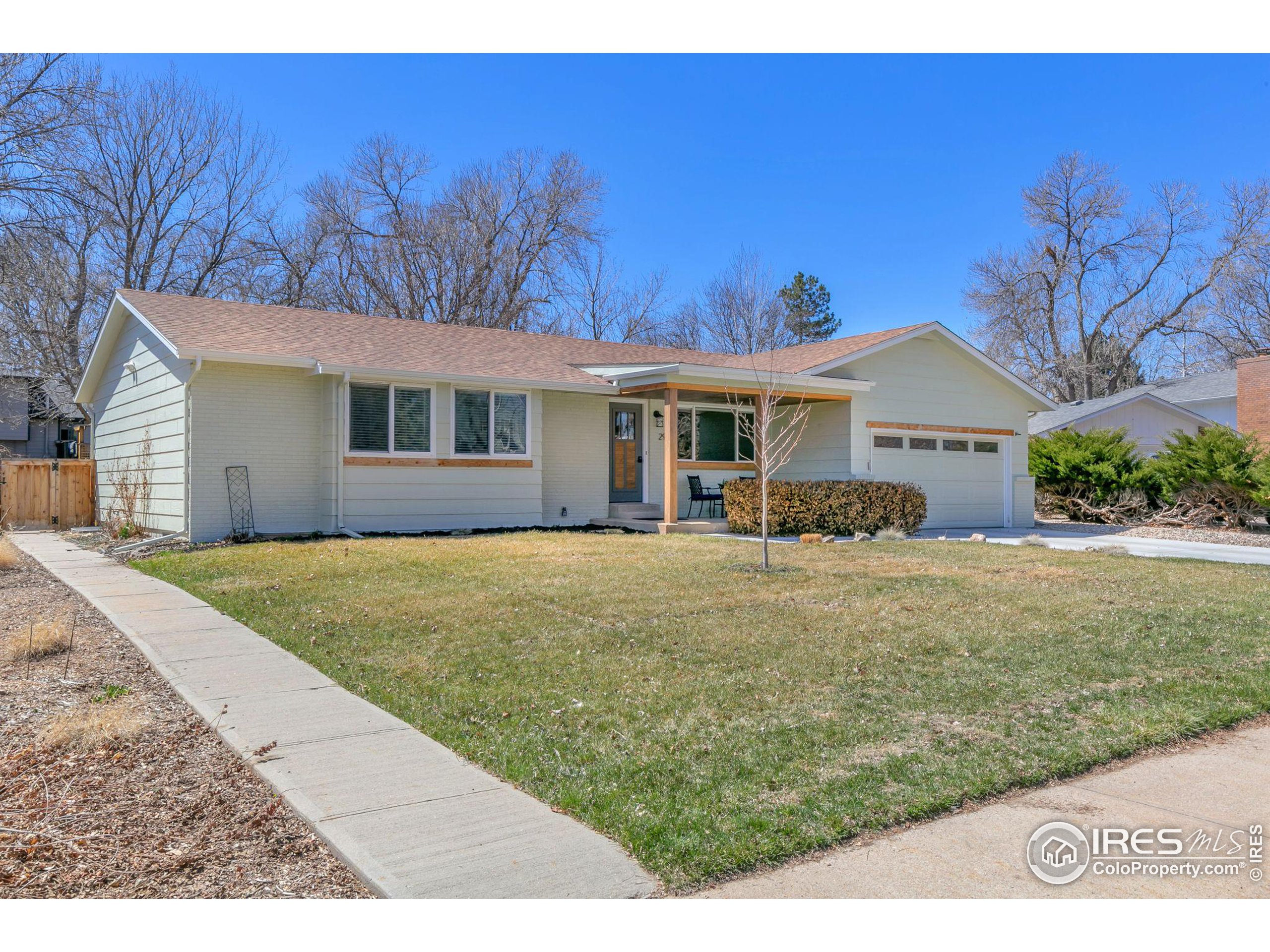 2913 Stanford Rd