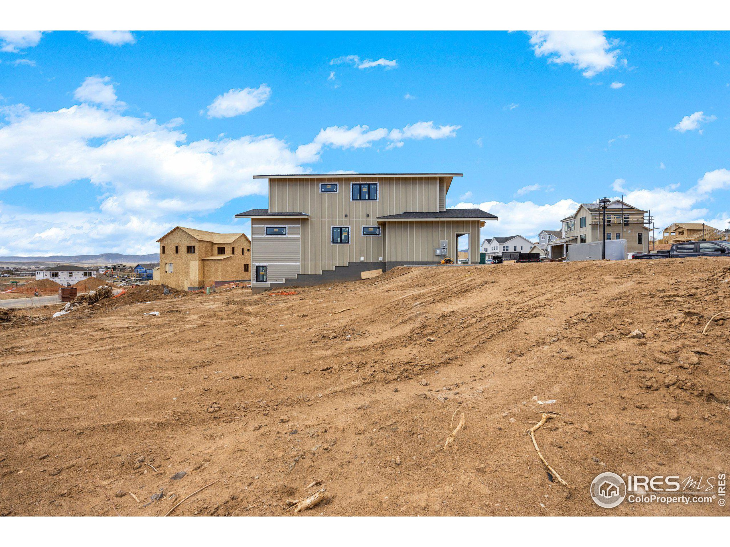 926 Sunflower St