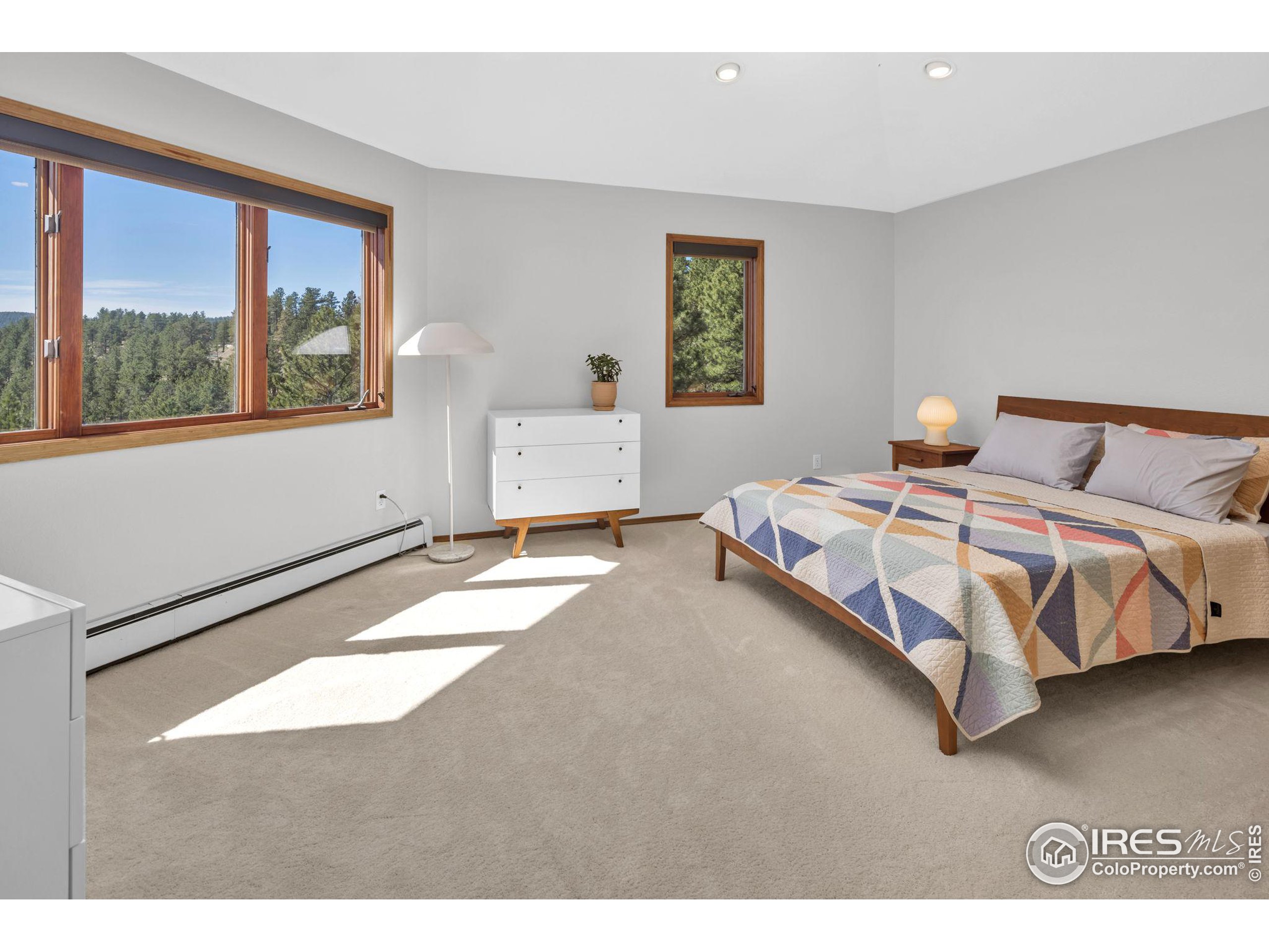 1448 Carriage Hills Dr