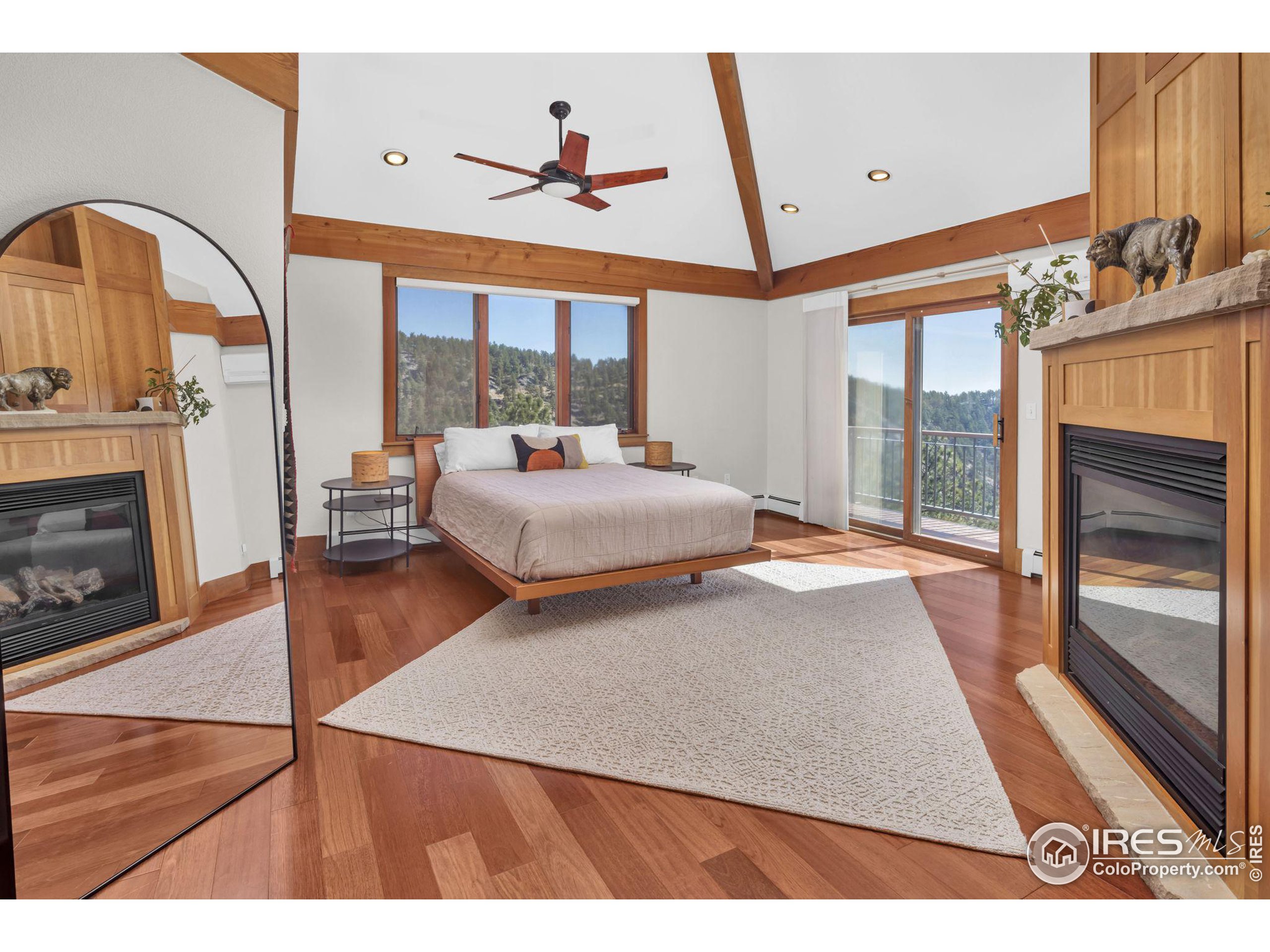 1448 Carriage Hills Dr