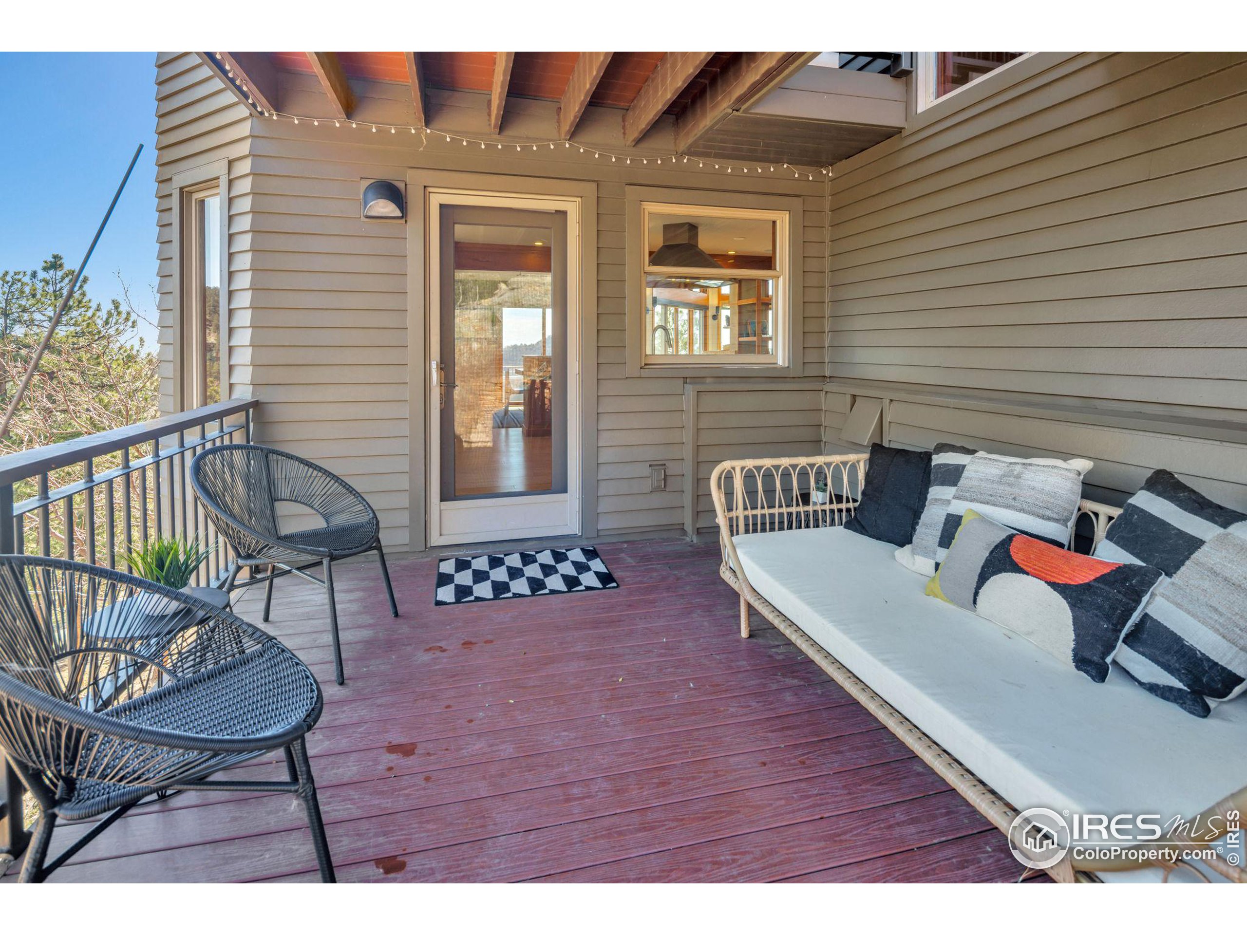 1448 Carriage Hills Dr
