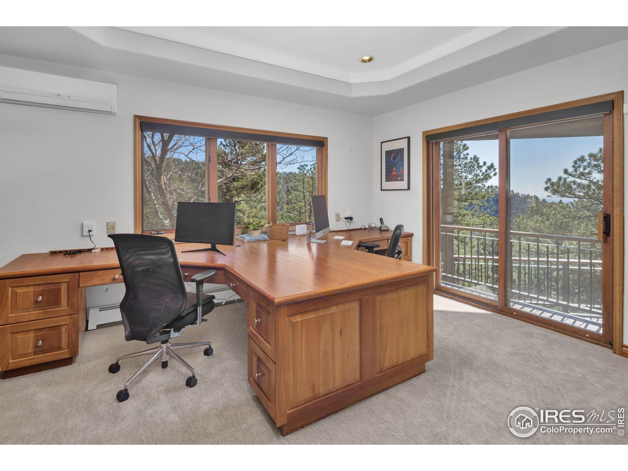 1448 Carriage Hills Dr