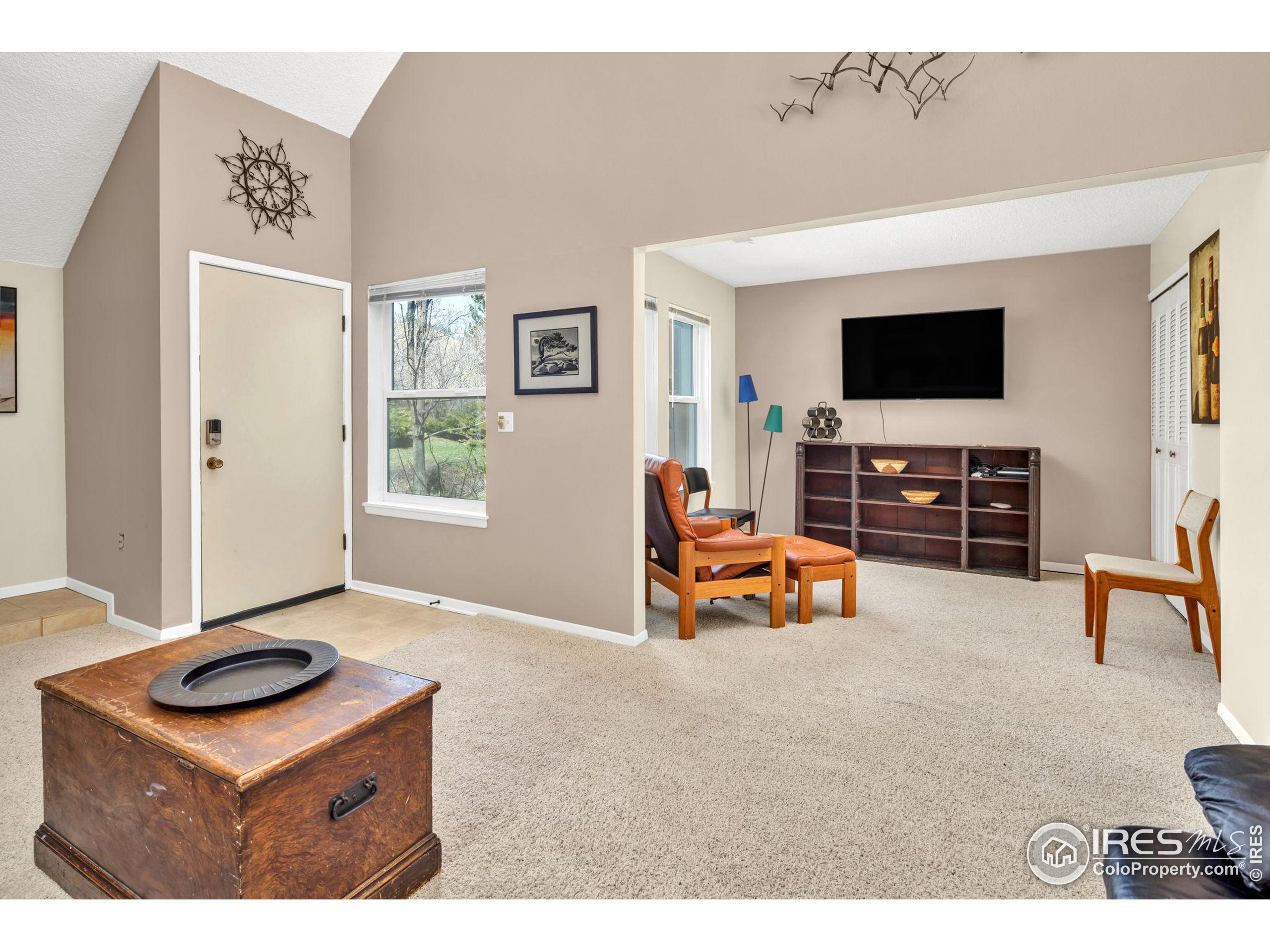 90 Benthaven Pl