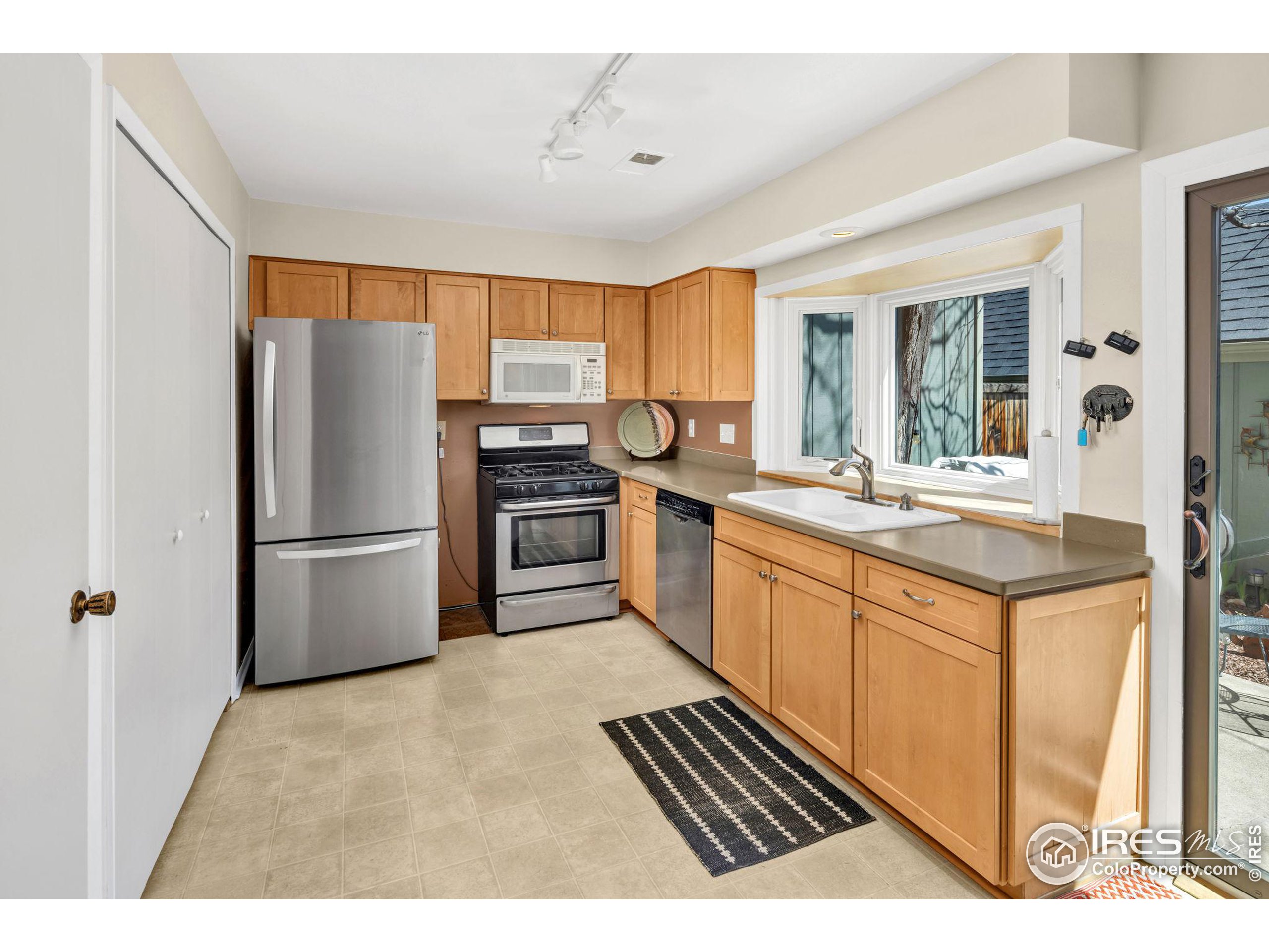 90 Benthaven Pl