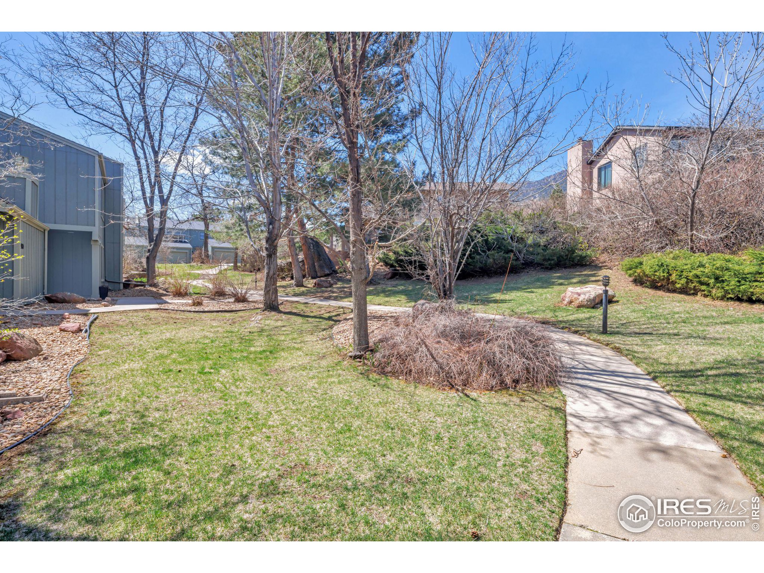 90 Benthaven Pl