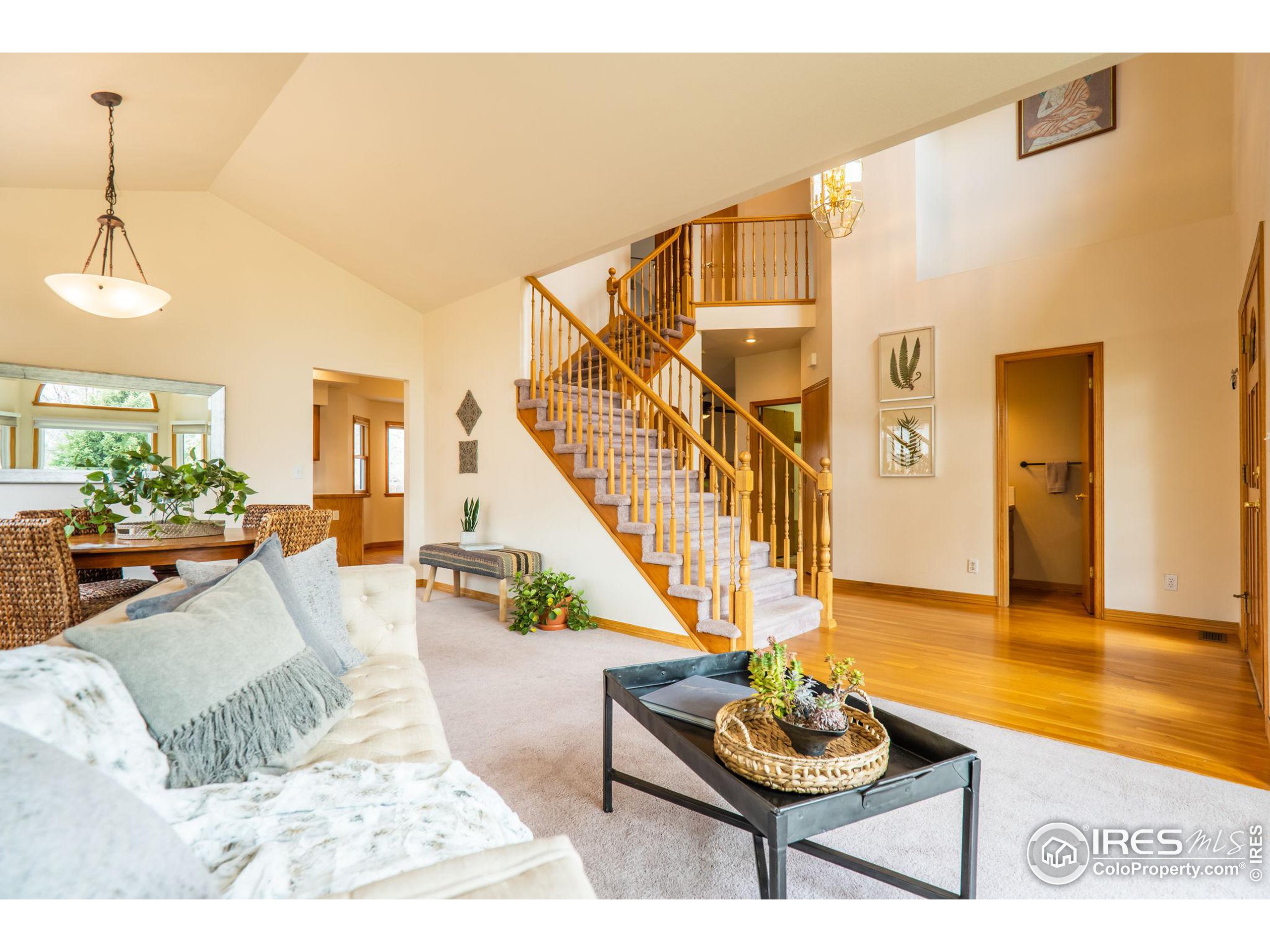 2724 Westlake Ct