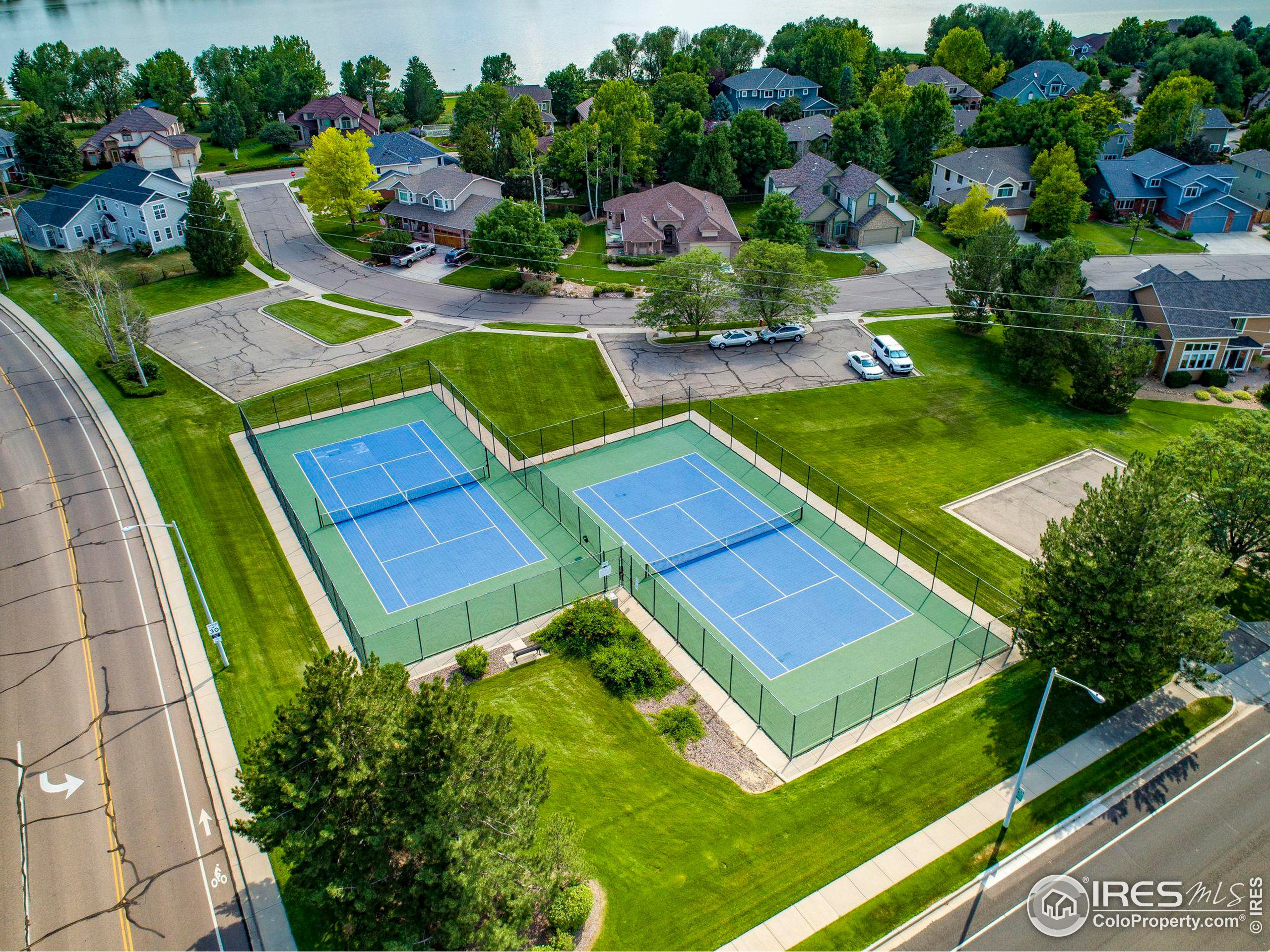 2324 N Shore Dr