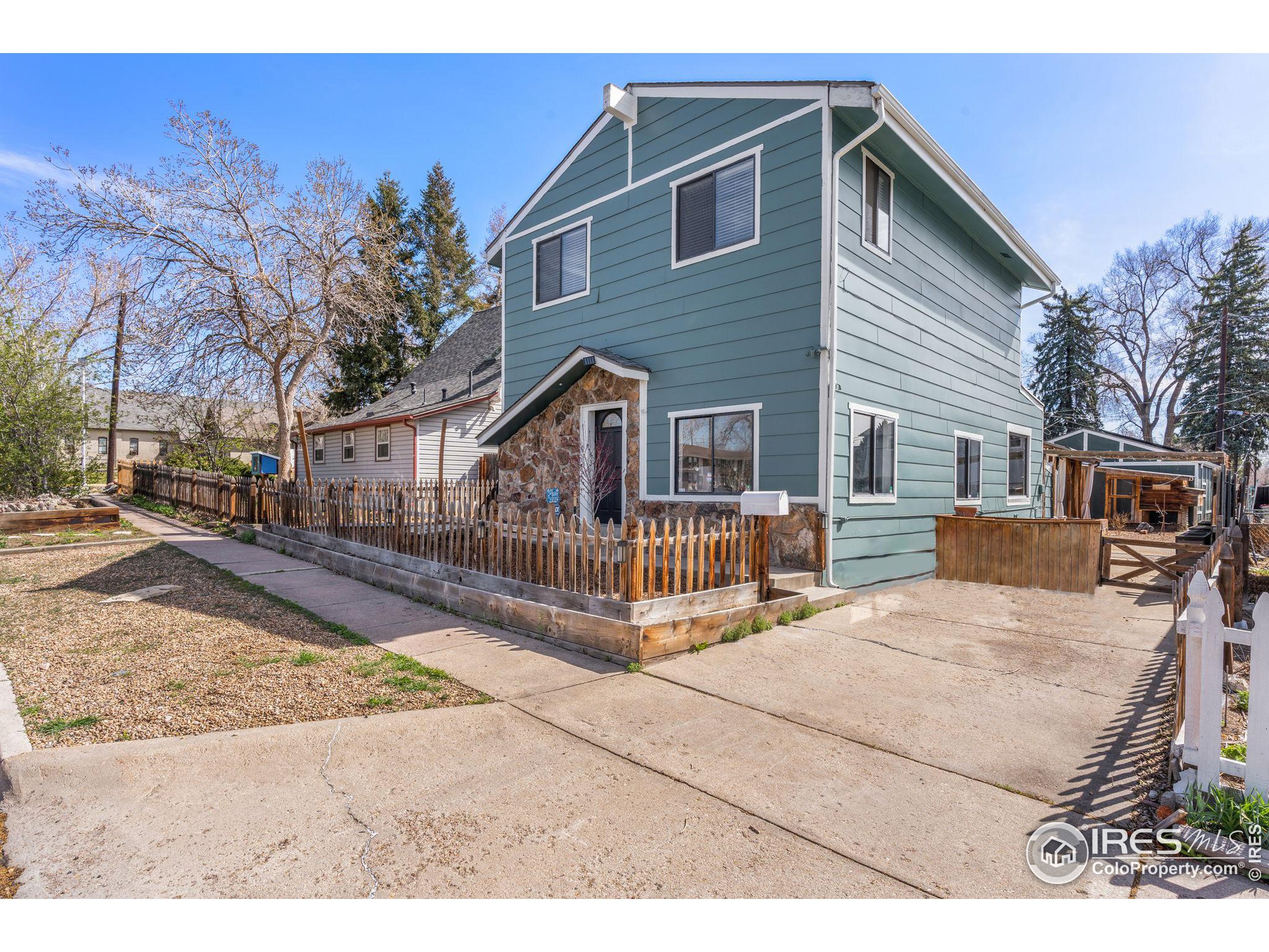 2586 Depew St