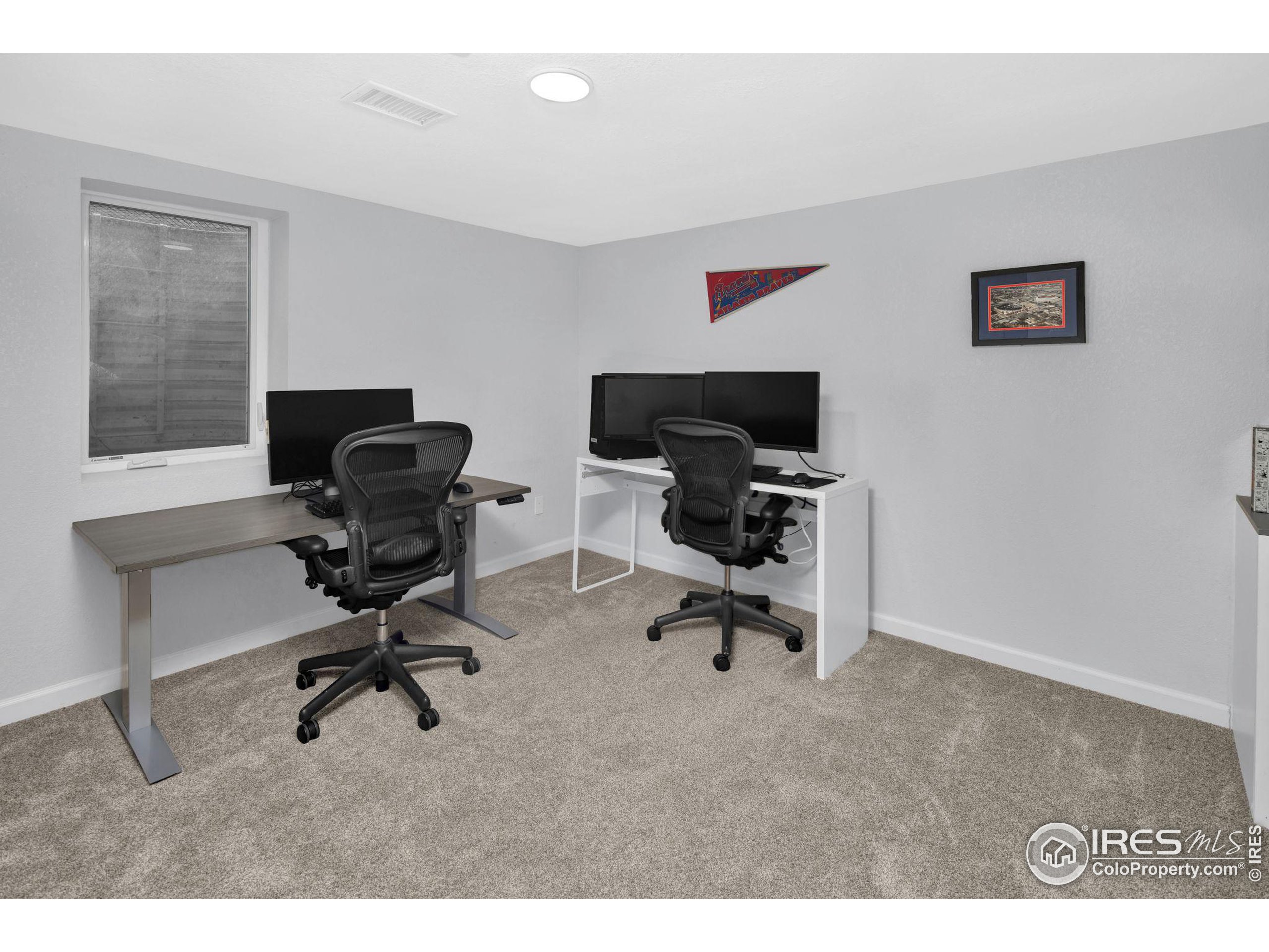 23 Sunset Cir