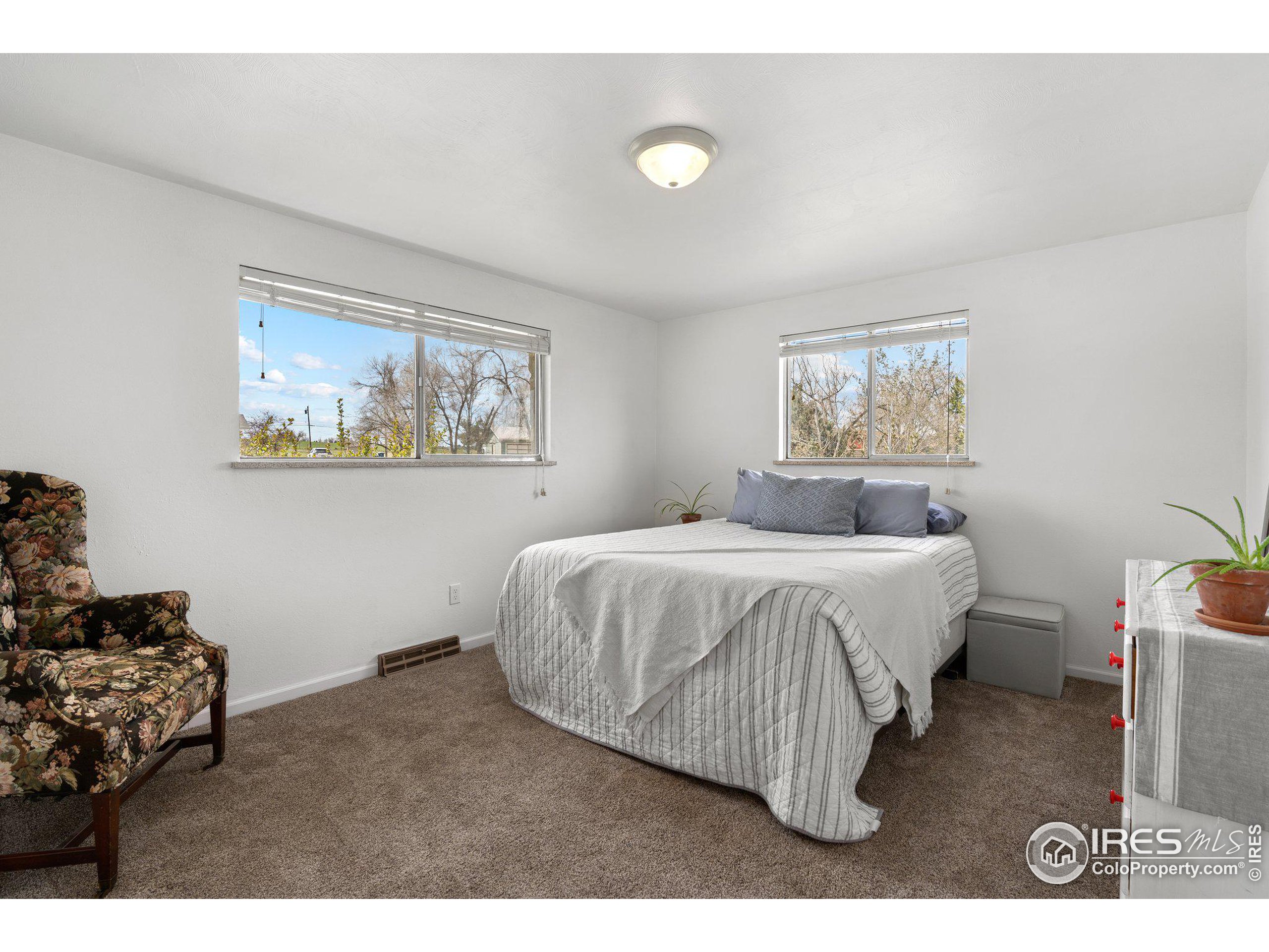 11273 Flatiron Dr