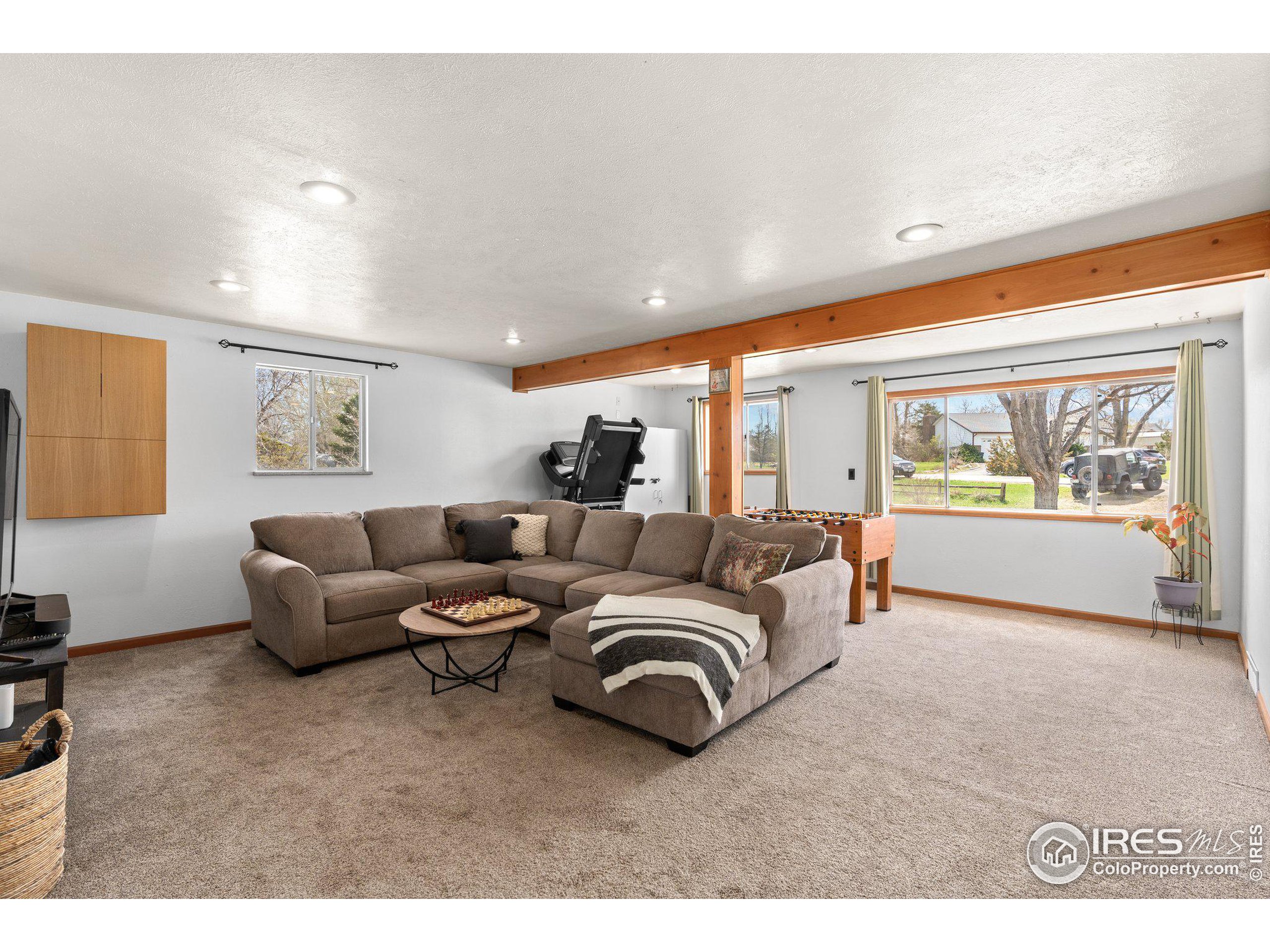 11273 Flatiron Dr