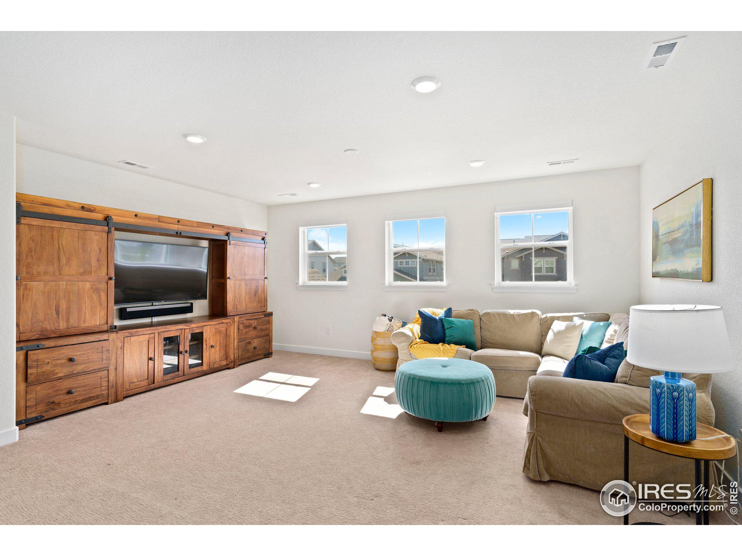 993 Gilpin Cir