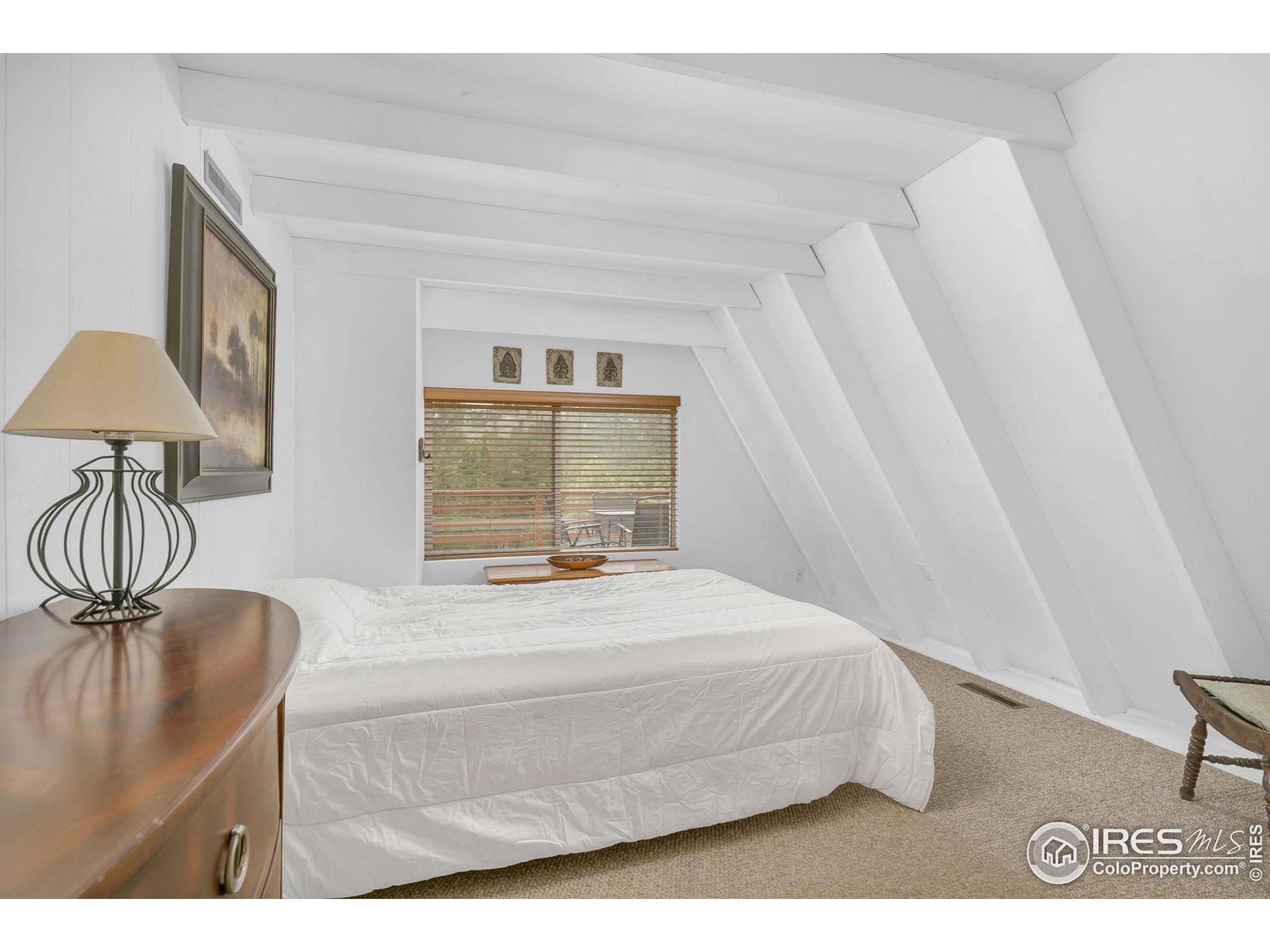 171 Greenwood Dr