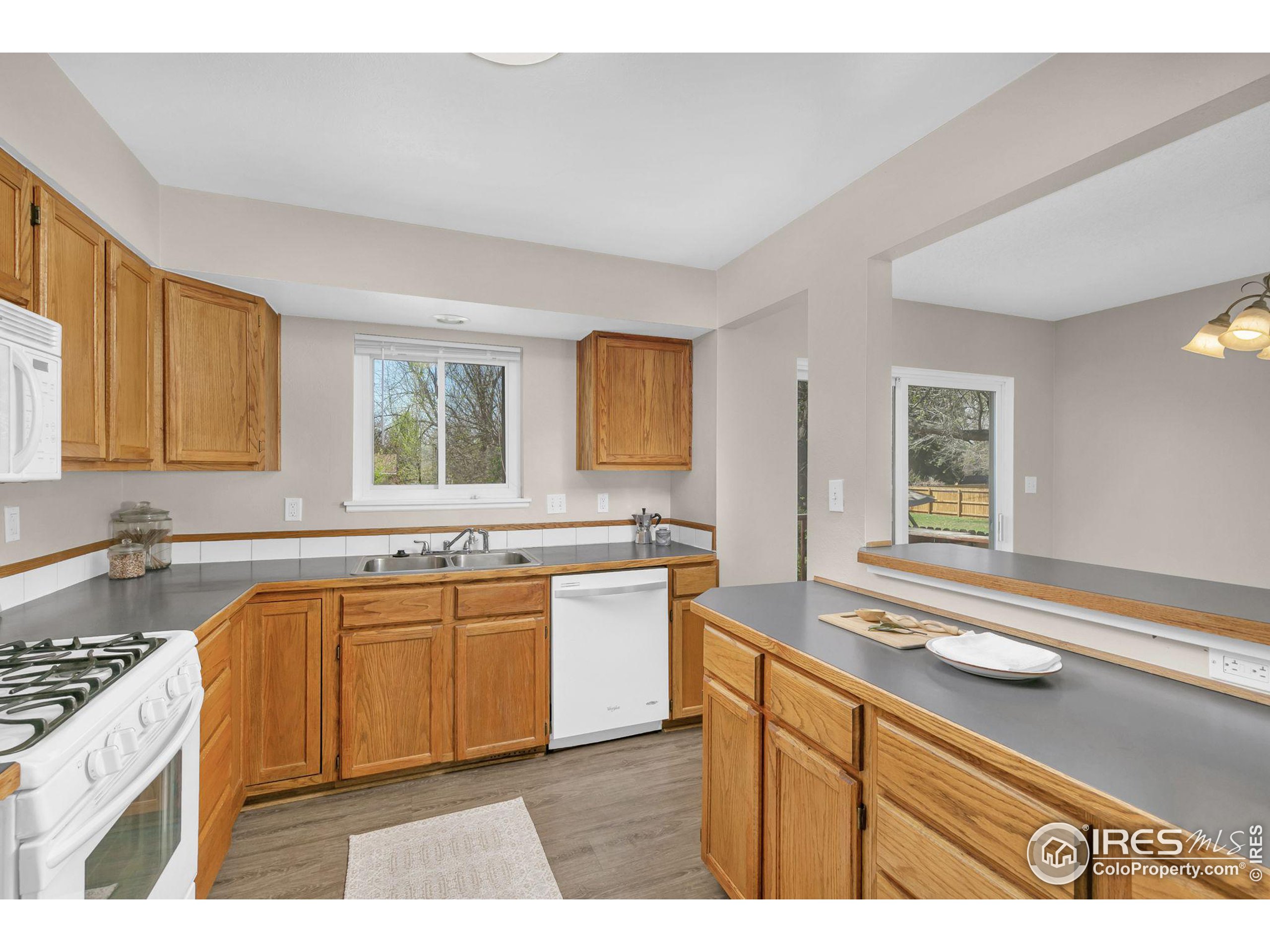 825 Boltz Dr