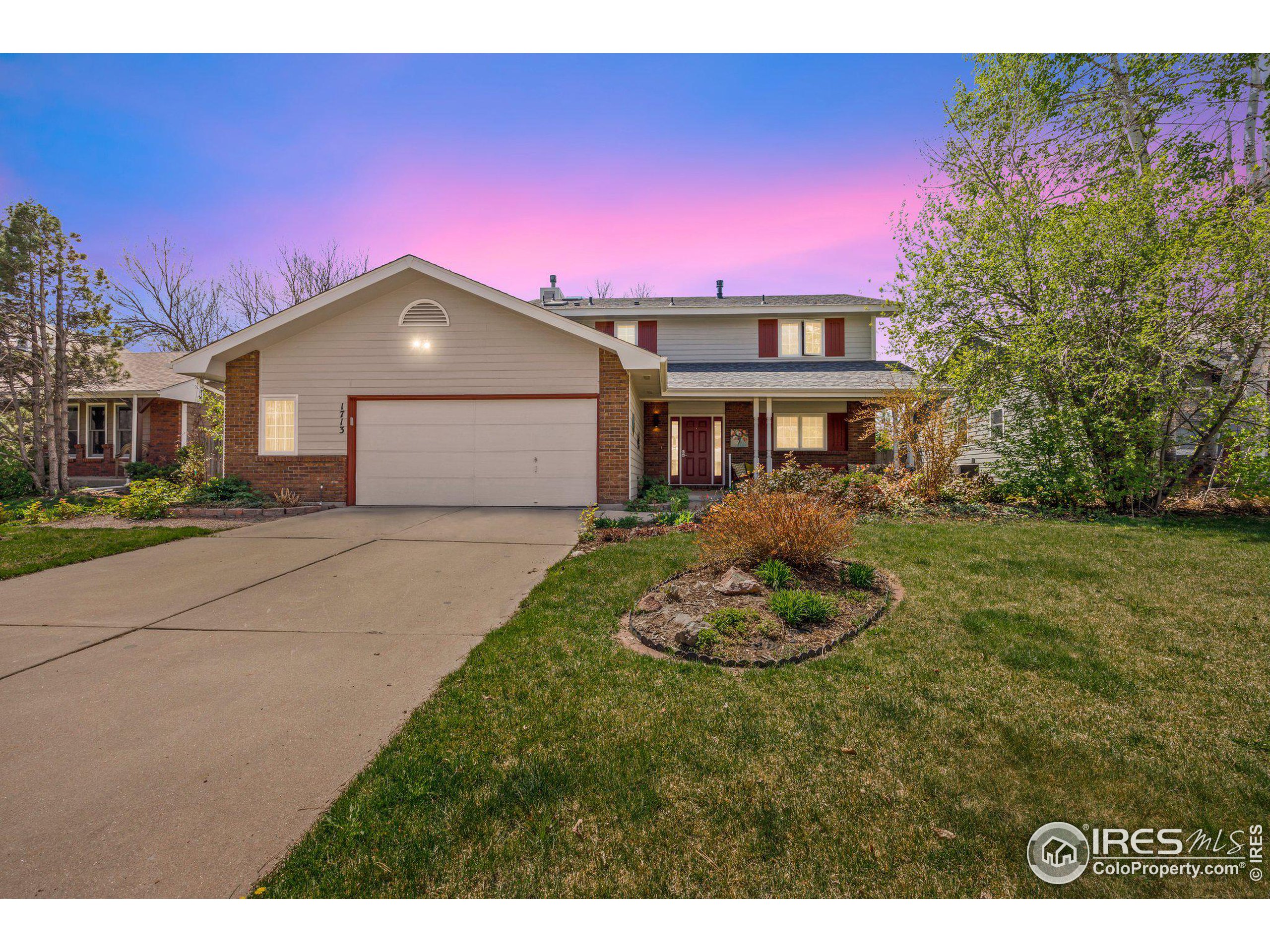 1713 Tanglewood Dr