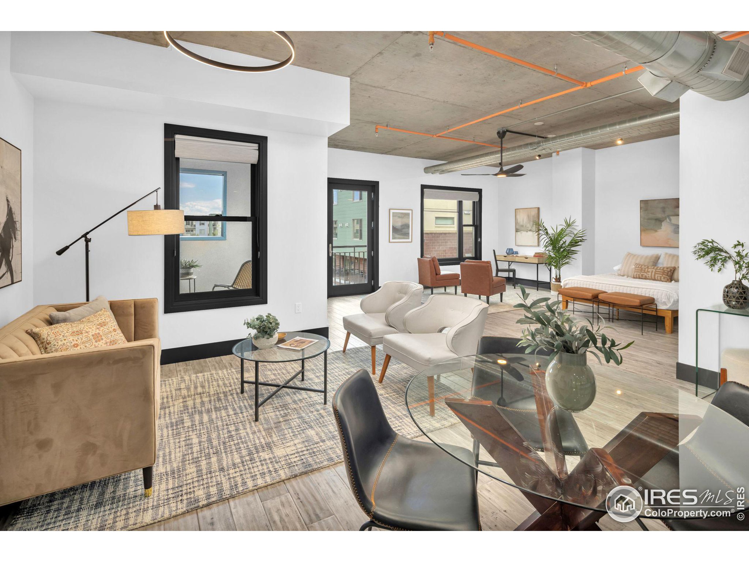 3301 Arapahoe Ave E-305