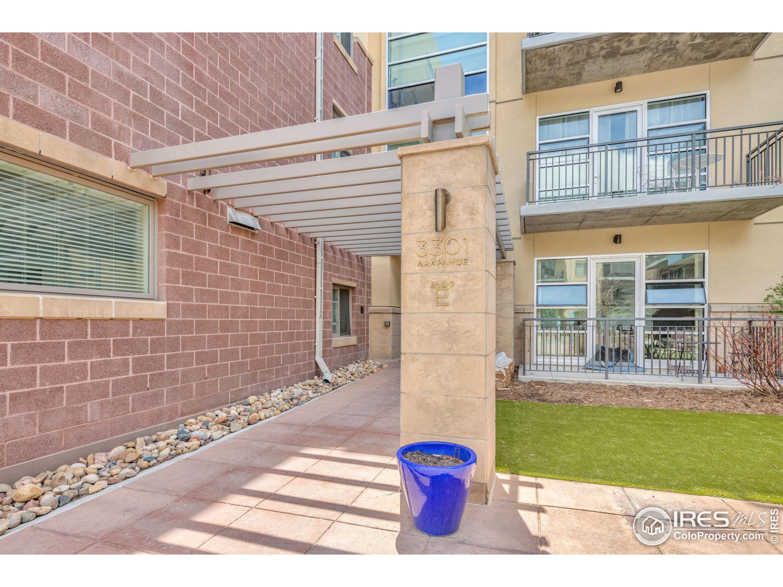3301 Arapahoe Ave E-305