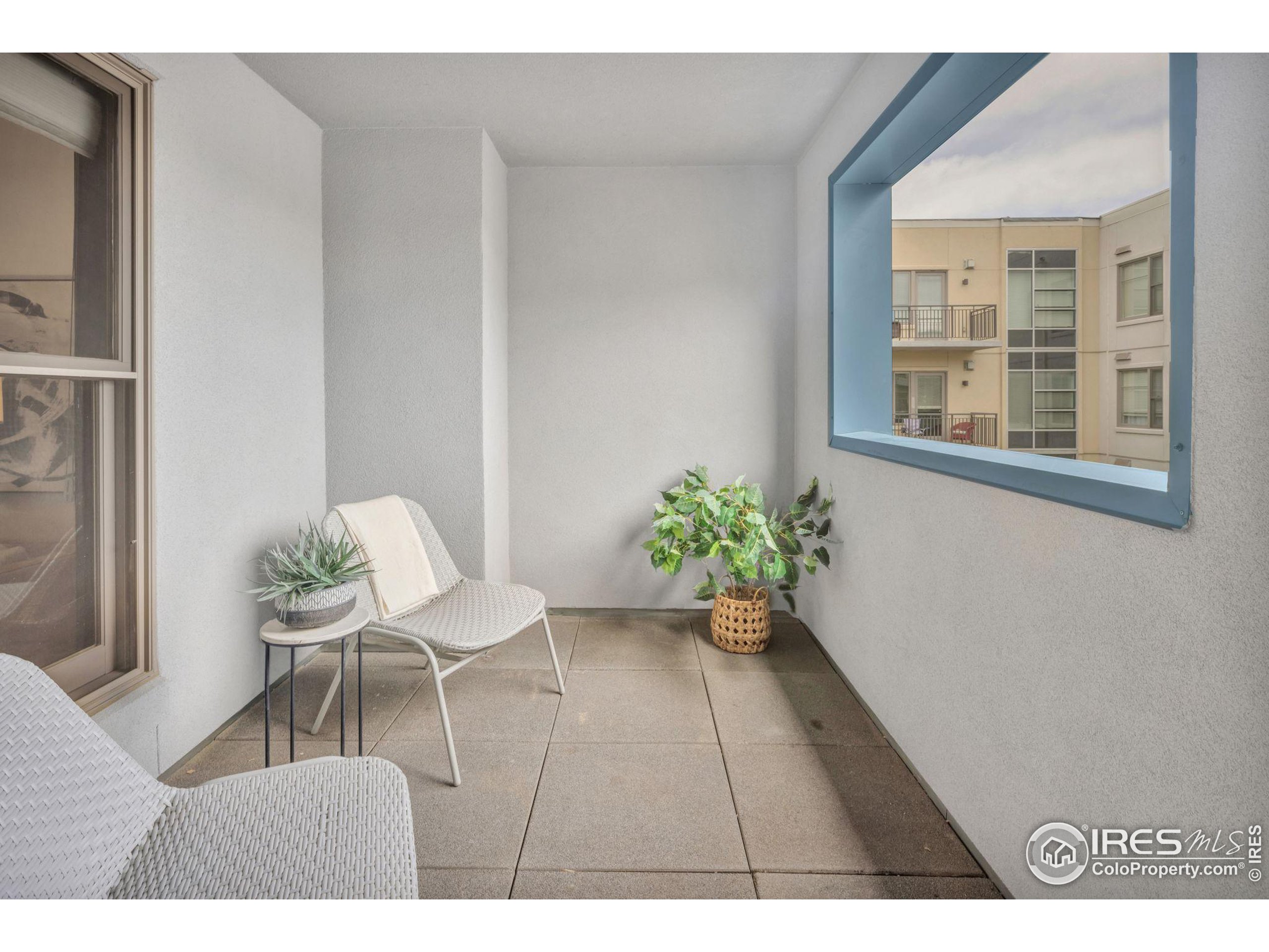3301 Arapahoe Ave E-305