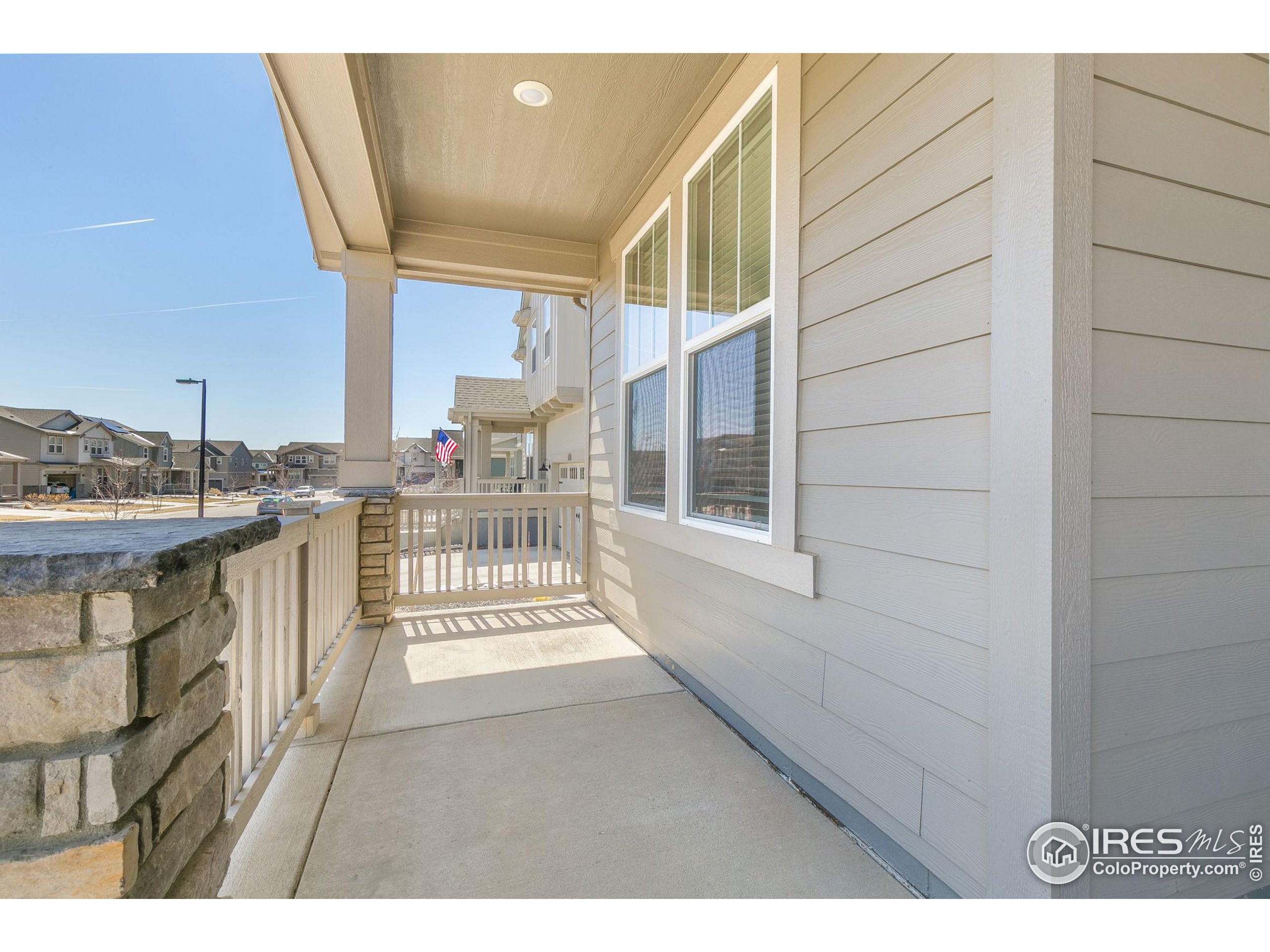 1586 Hudson Dr