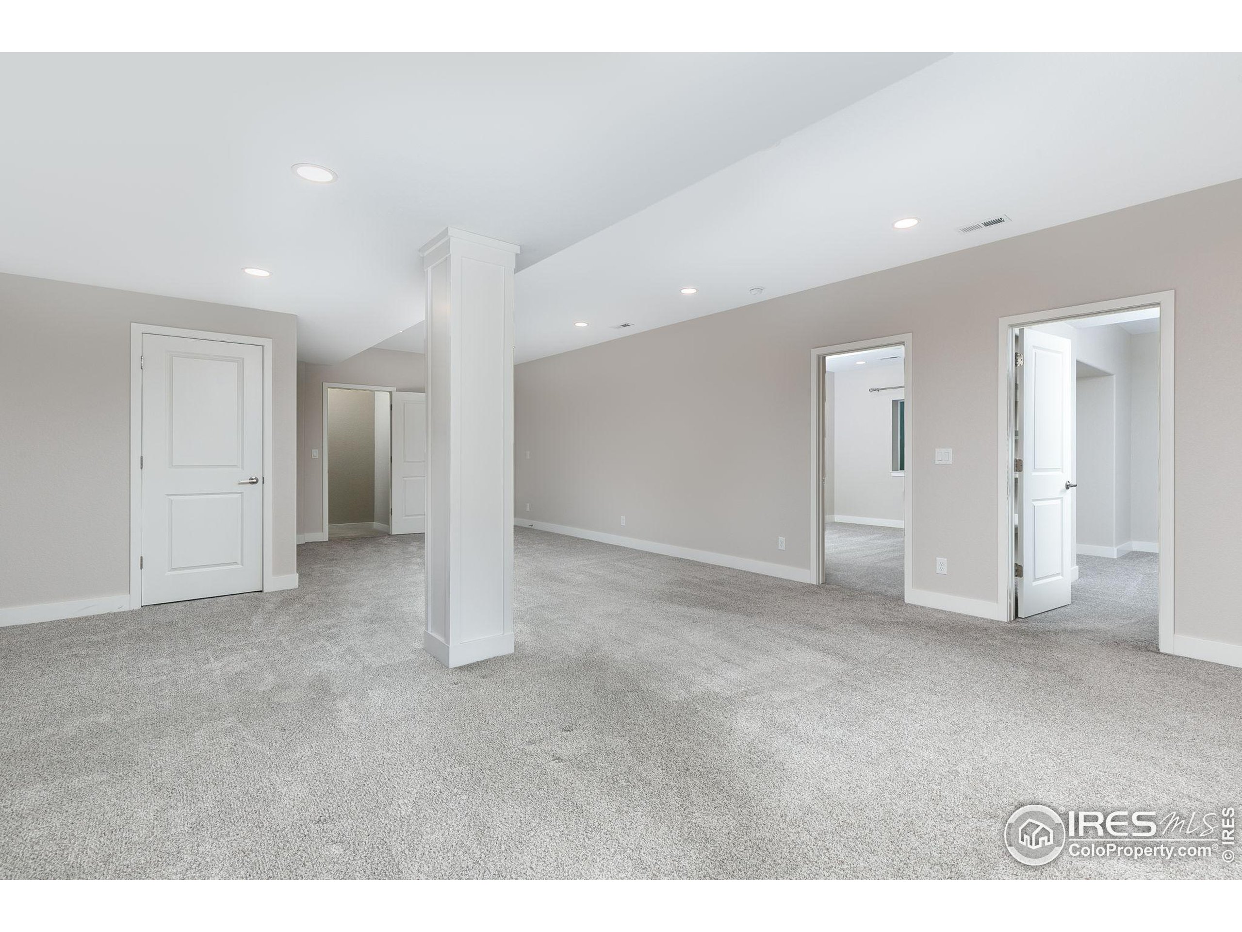 1586 Hudson Dr
