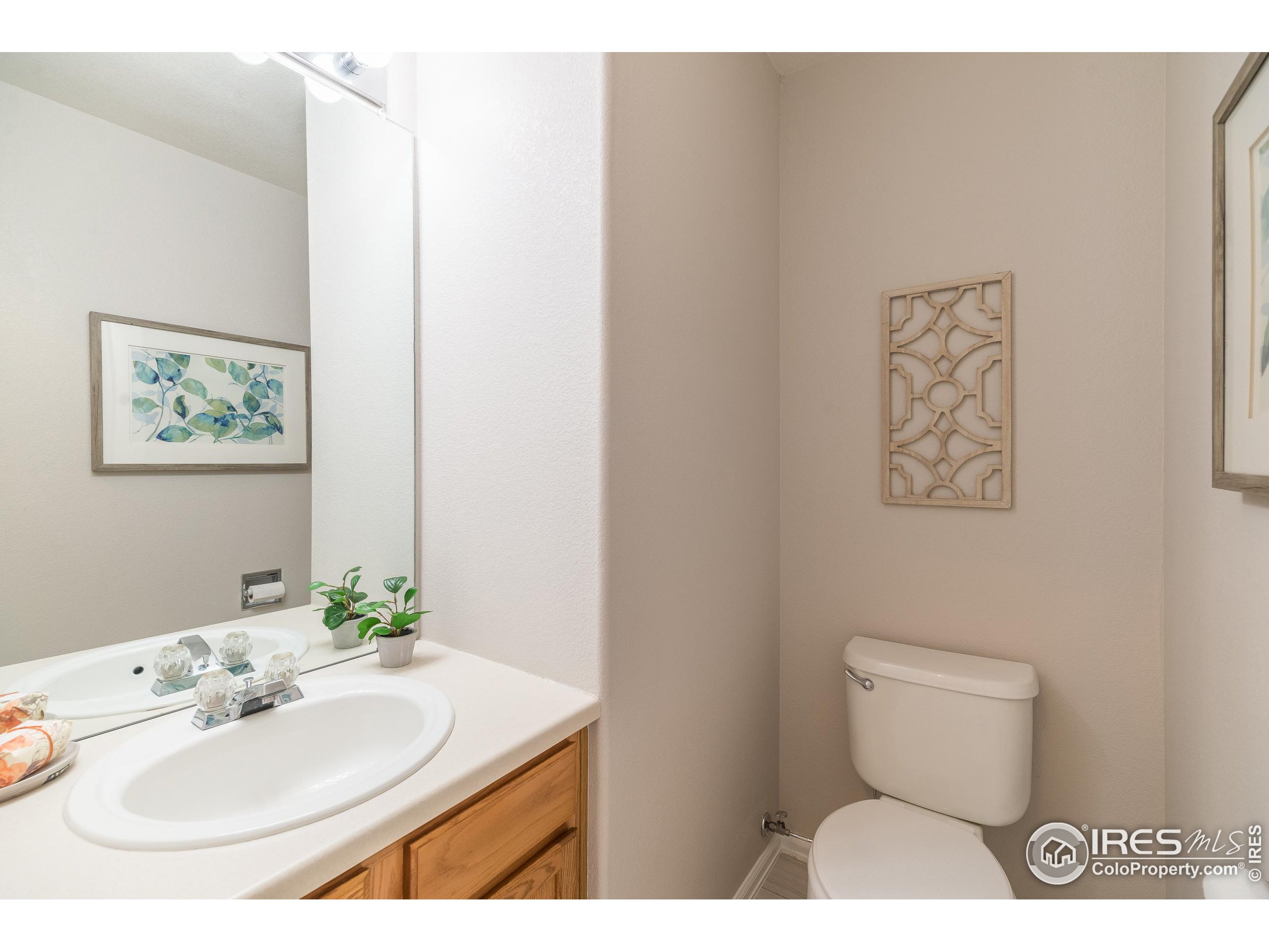 438 Pinewood Cir