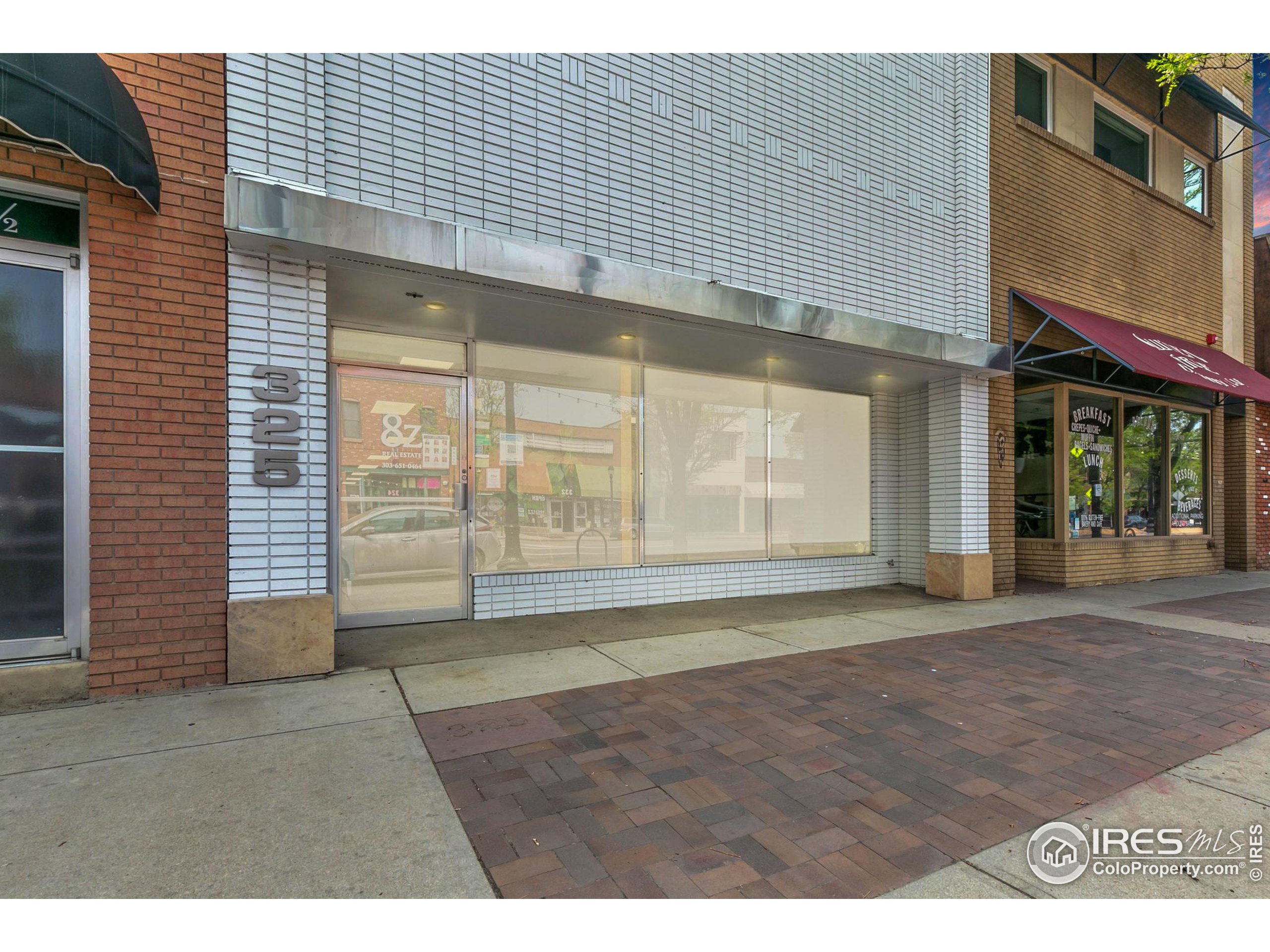 325 Main St