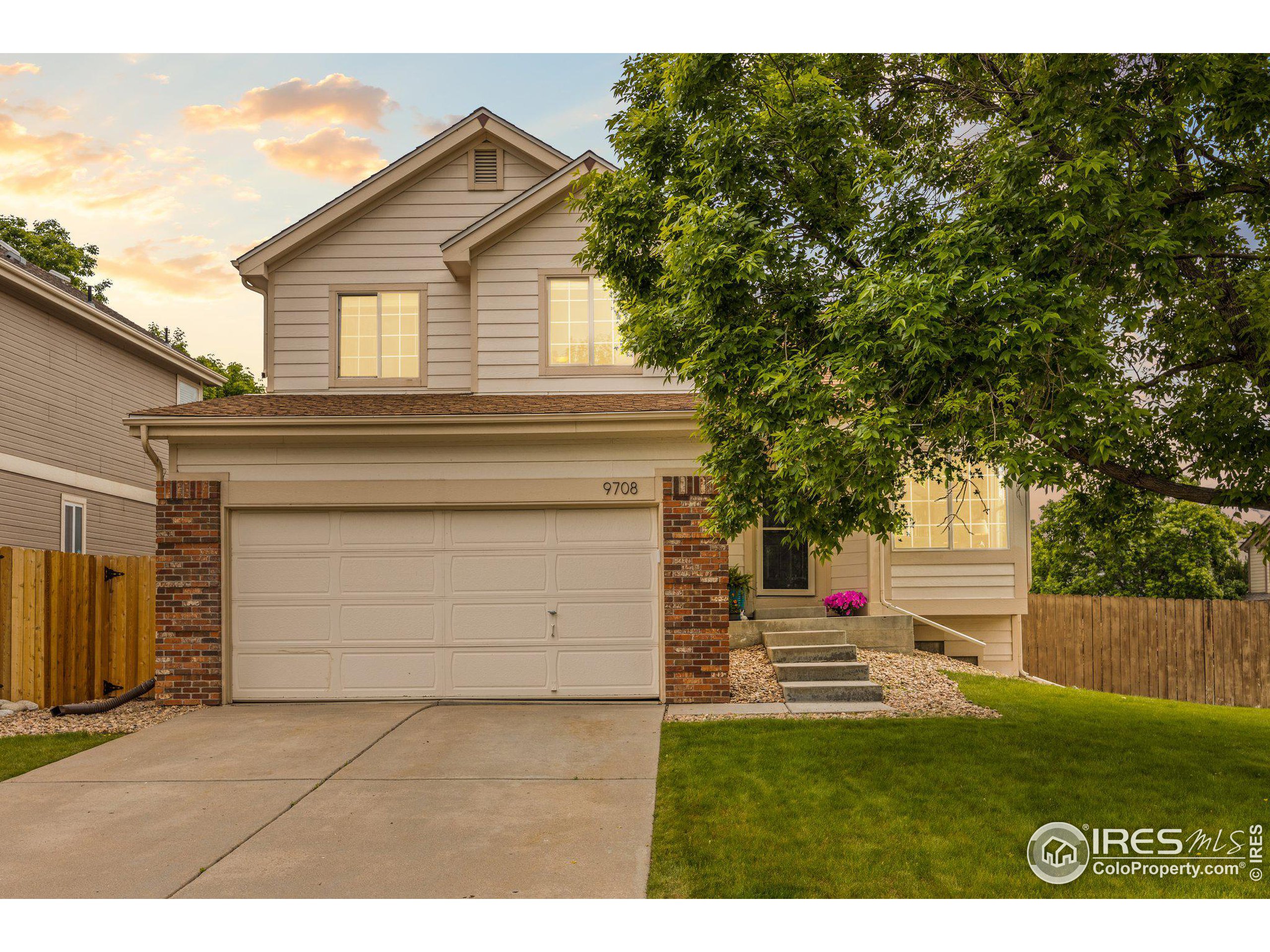 9708 Teller Ln