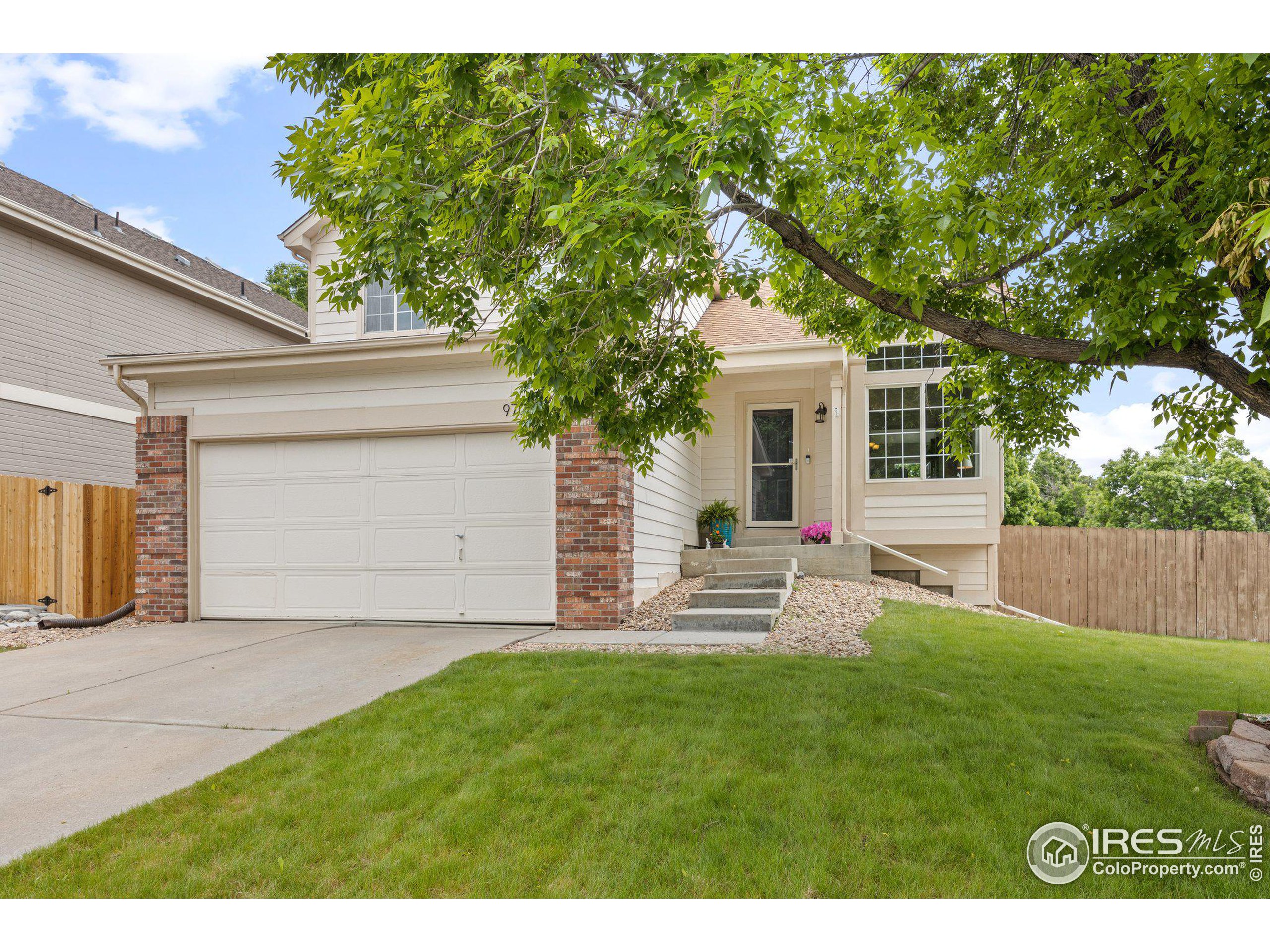 9708 Teller Ln