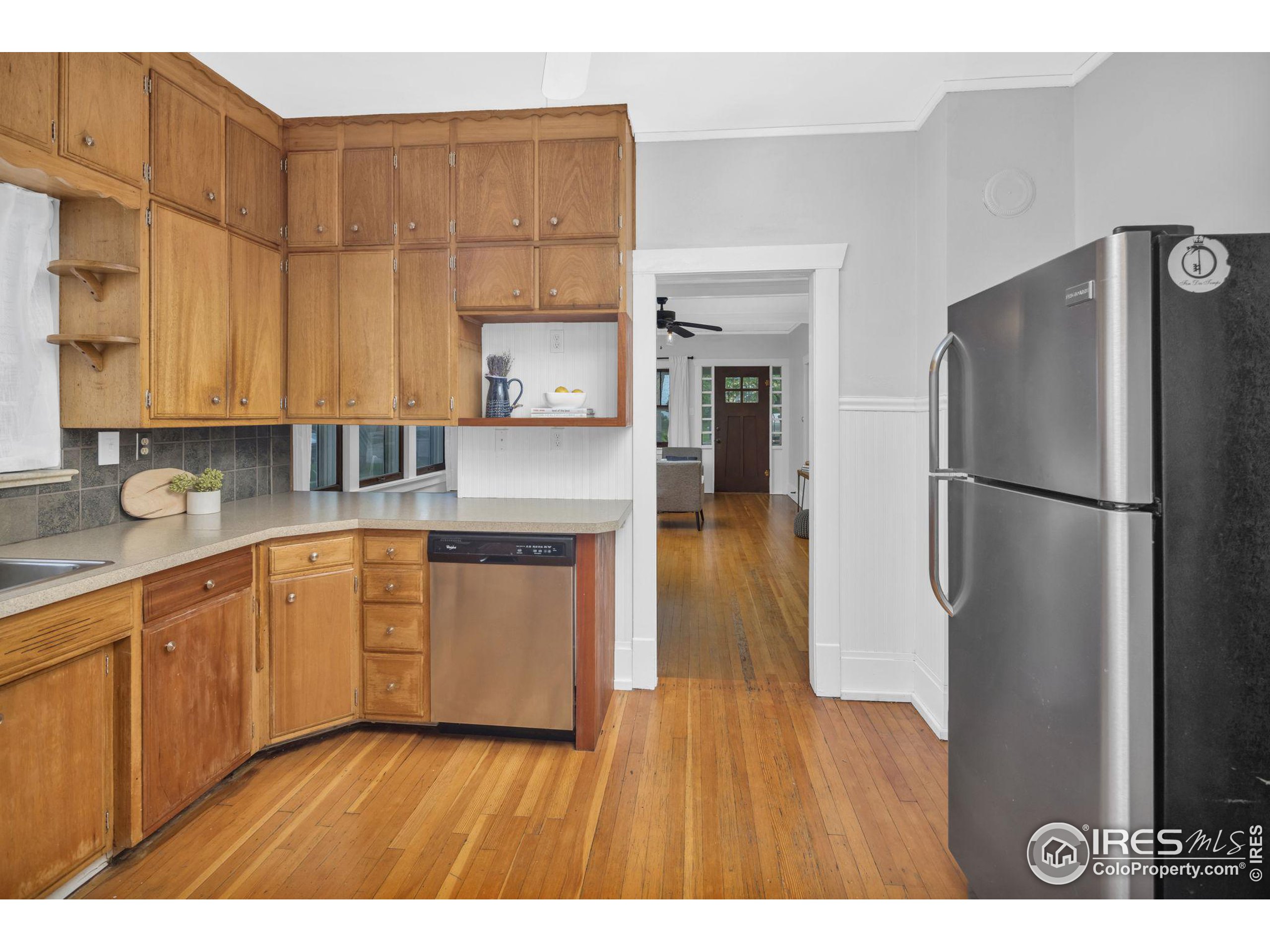 1112 5th Ave
