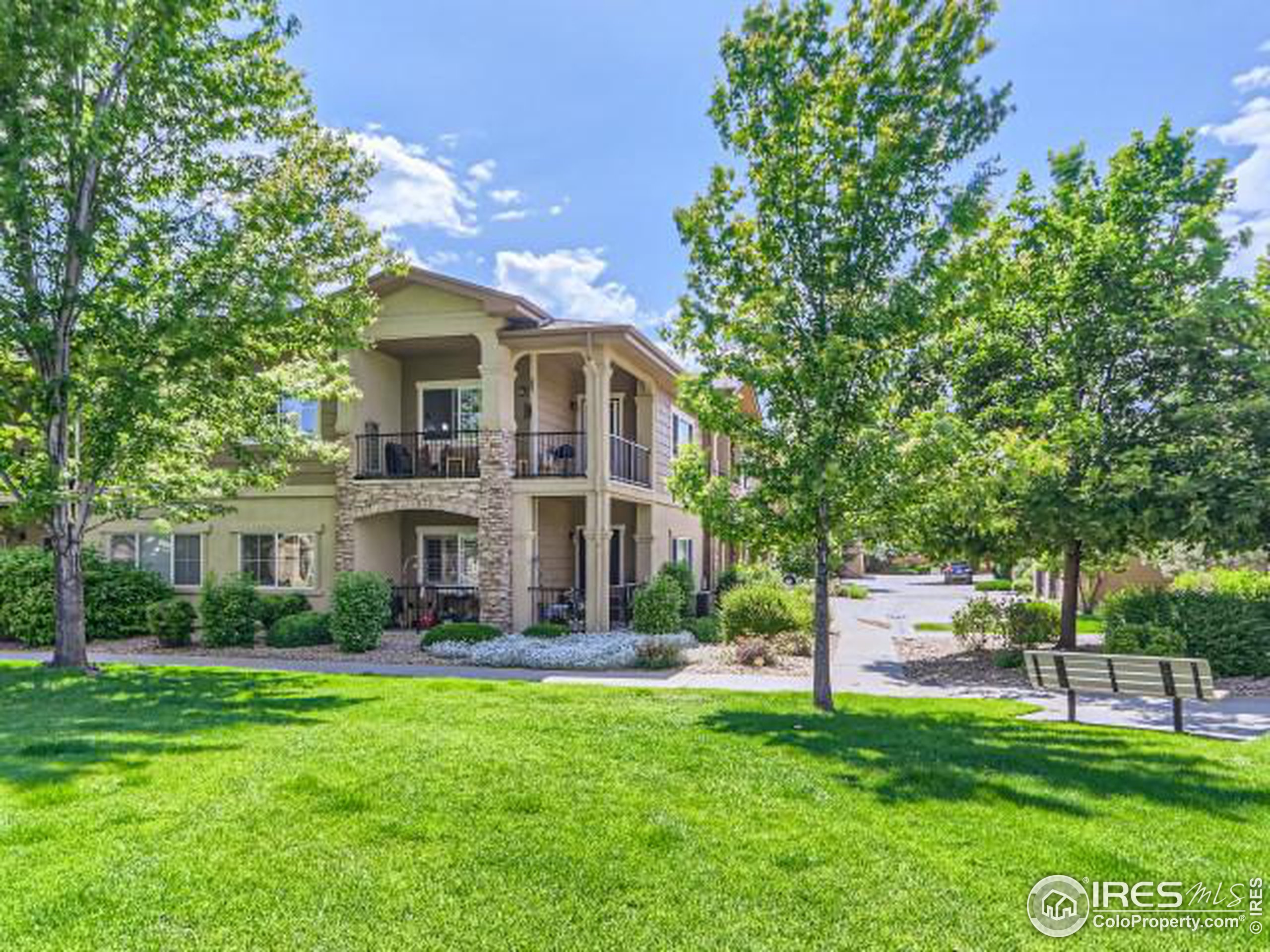 1012 Sonoma Cir 5-C