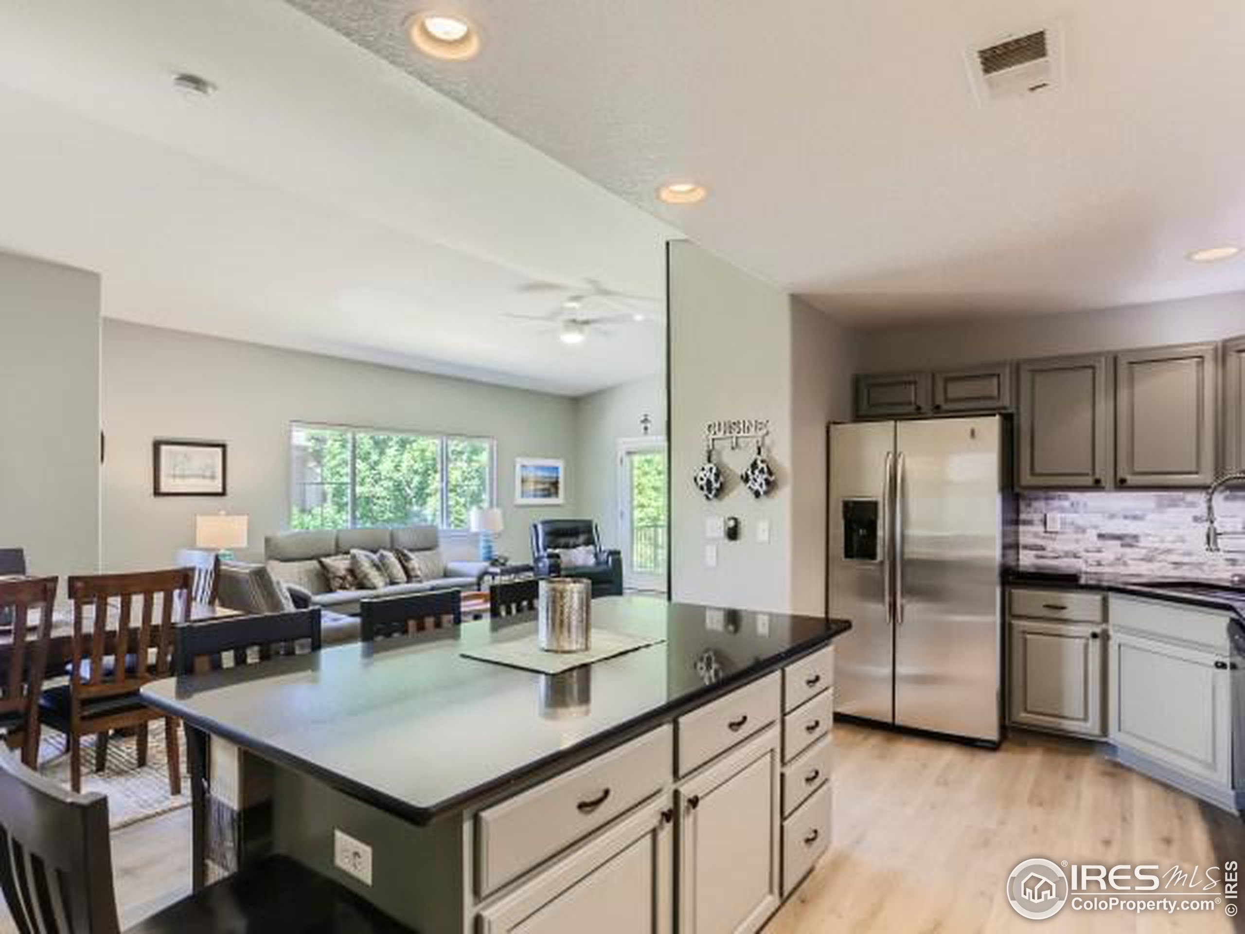 1012 Sonoma Cir 5-C