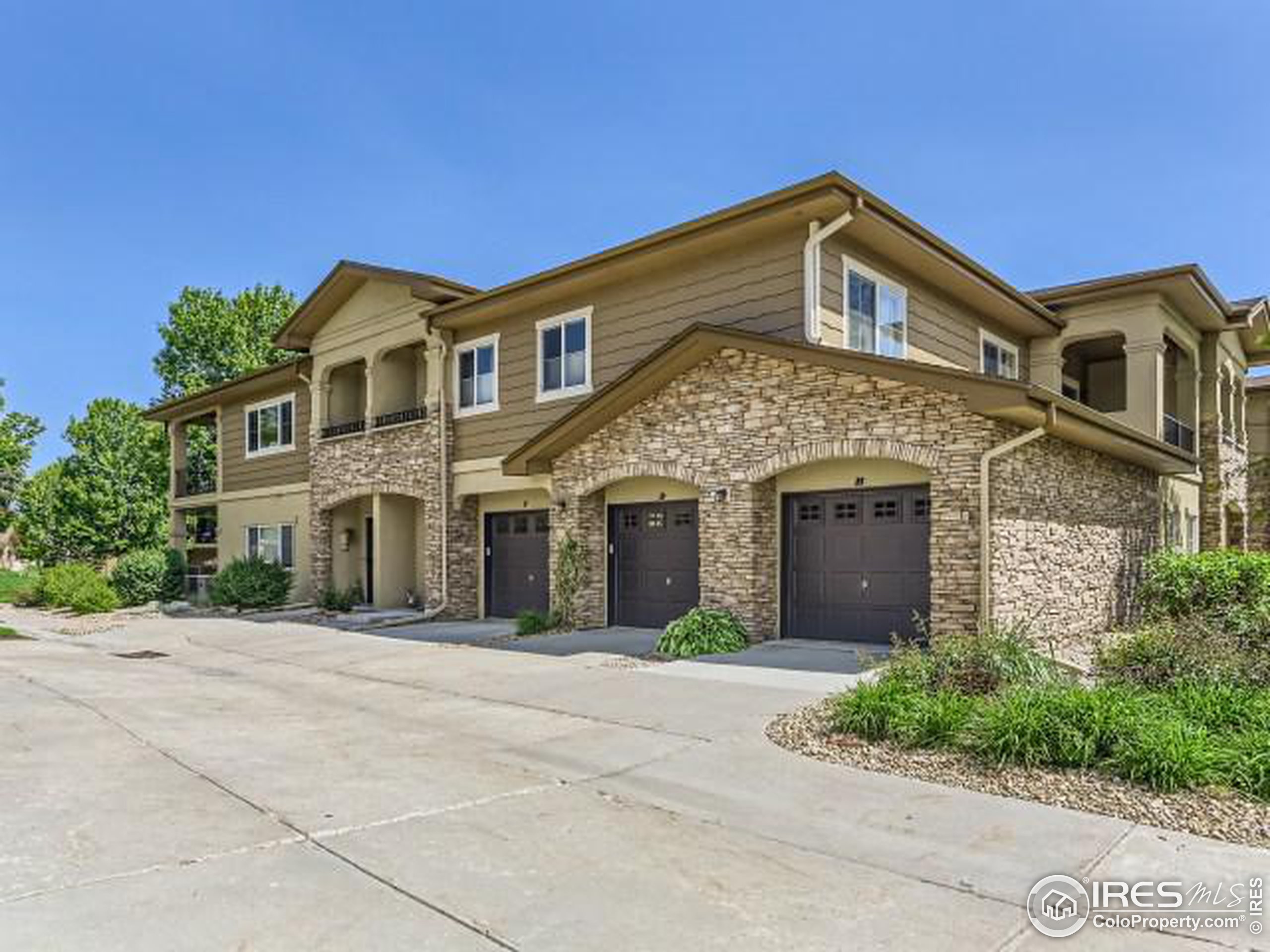 1012 Sonoma Cir 5-C