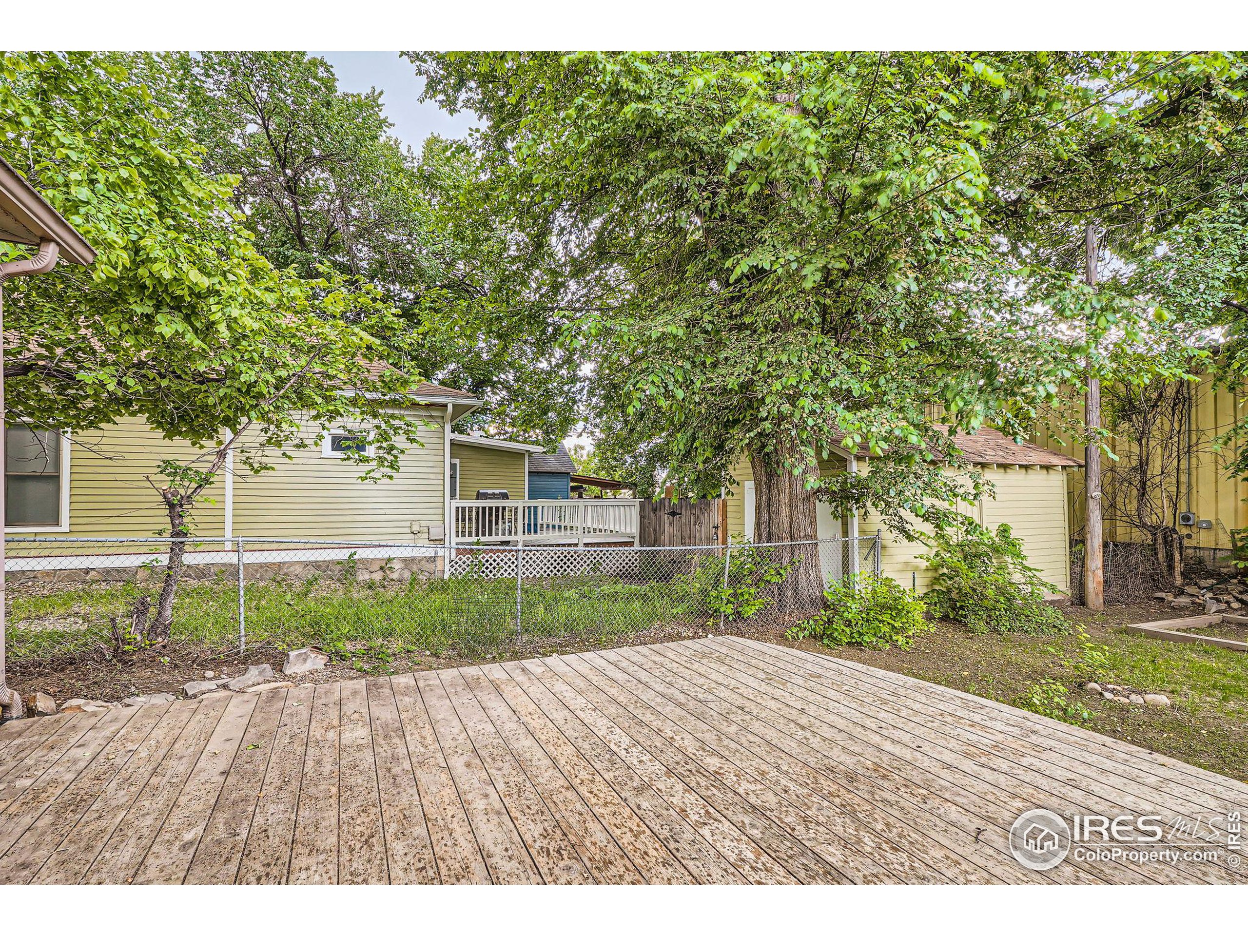 913 2nd Ave