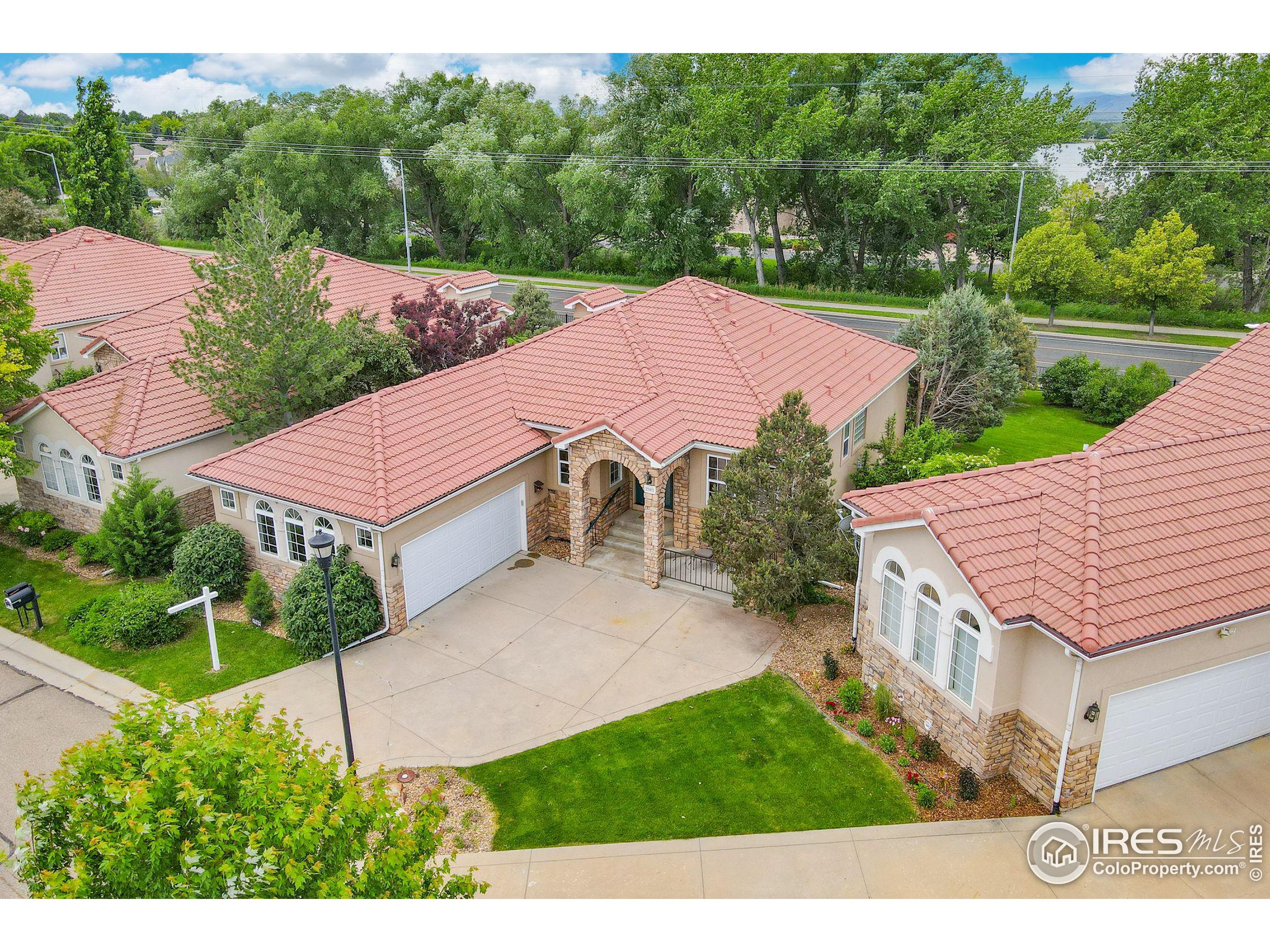 2989 Bellmeade Way